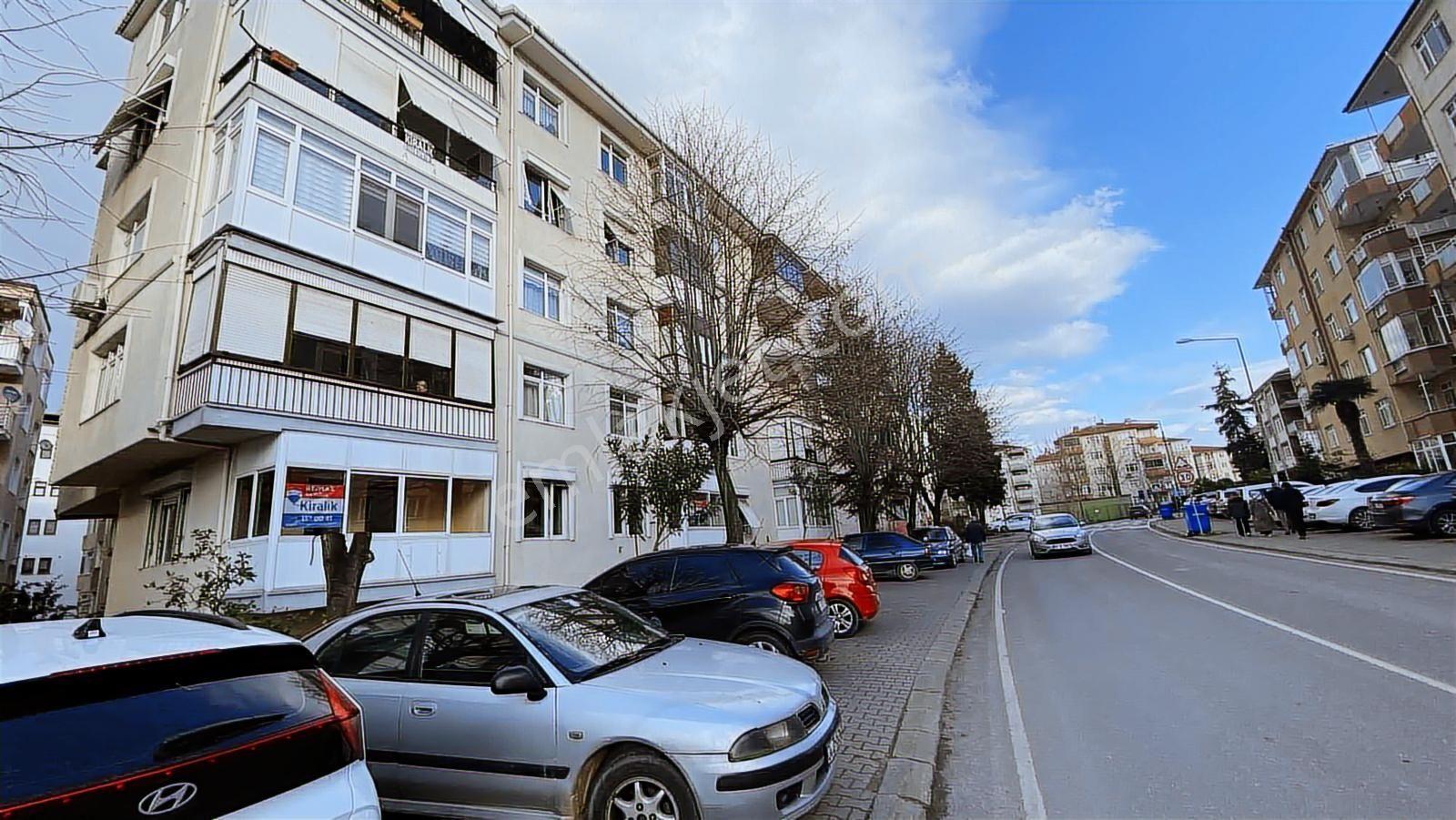 Yüzbaşılar Mahallesinde Merkezi Konumda Kiralık 3+1 Daire - Görsel 27