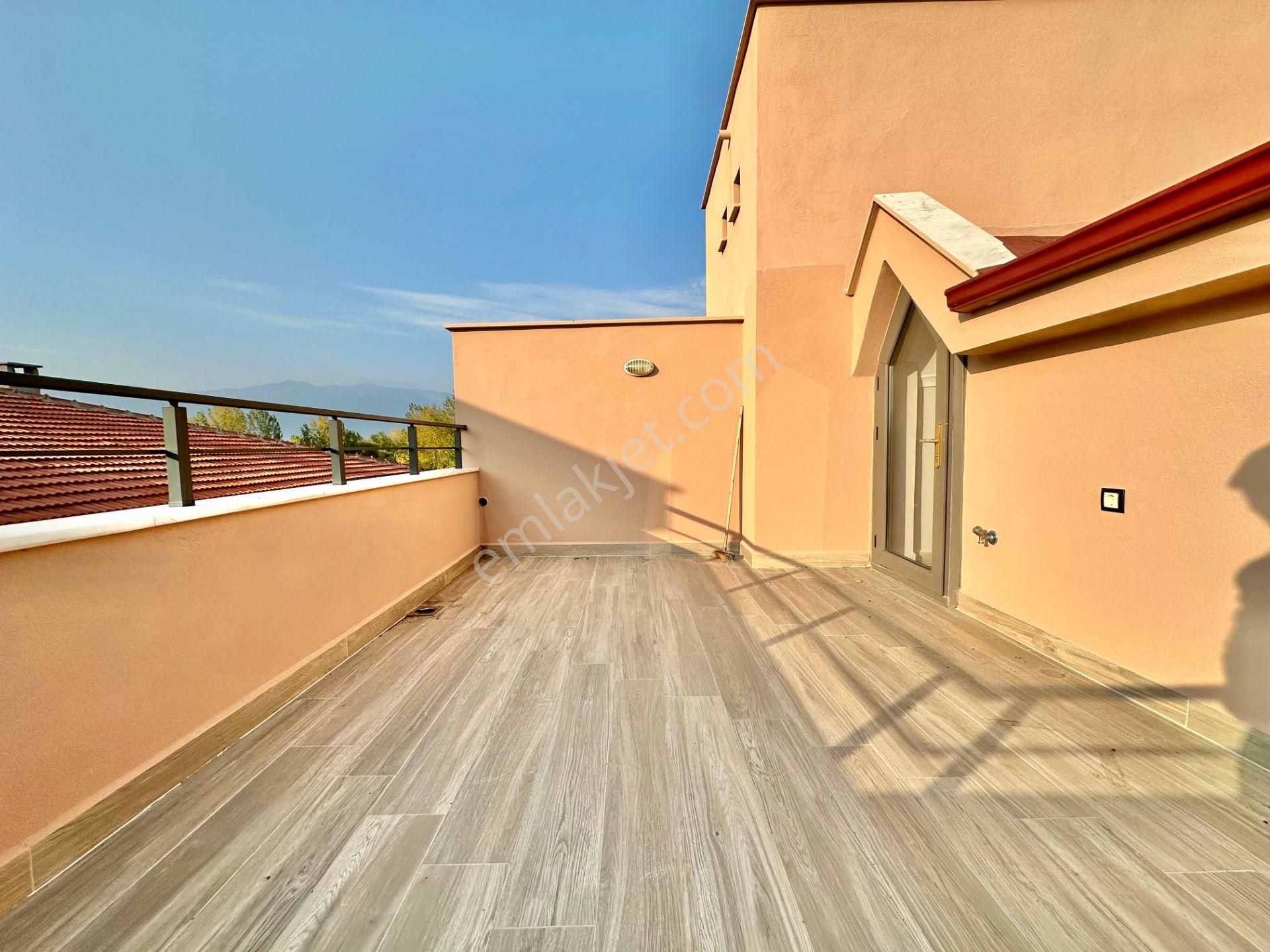 ꧁ay Emlaktan ꧂akçayda Denize Yakın Ön Cephe Kazdağı Manzaralı Çift Teraslı Satılık 3+1 Dublex Daire - Görsel 28