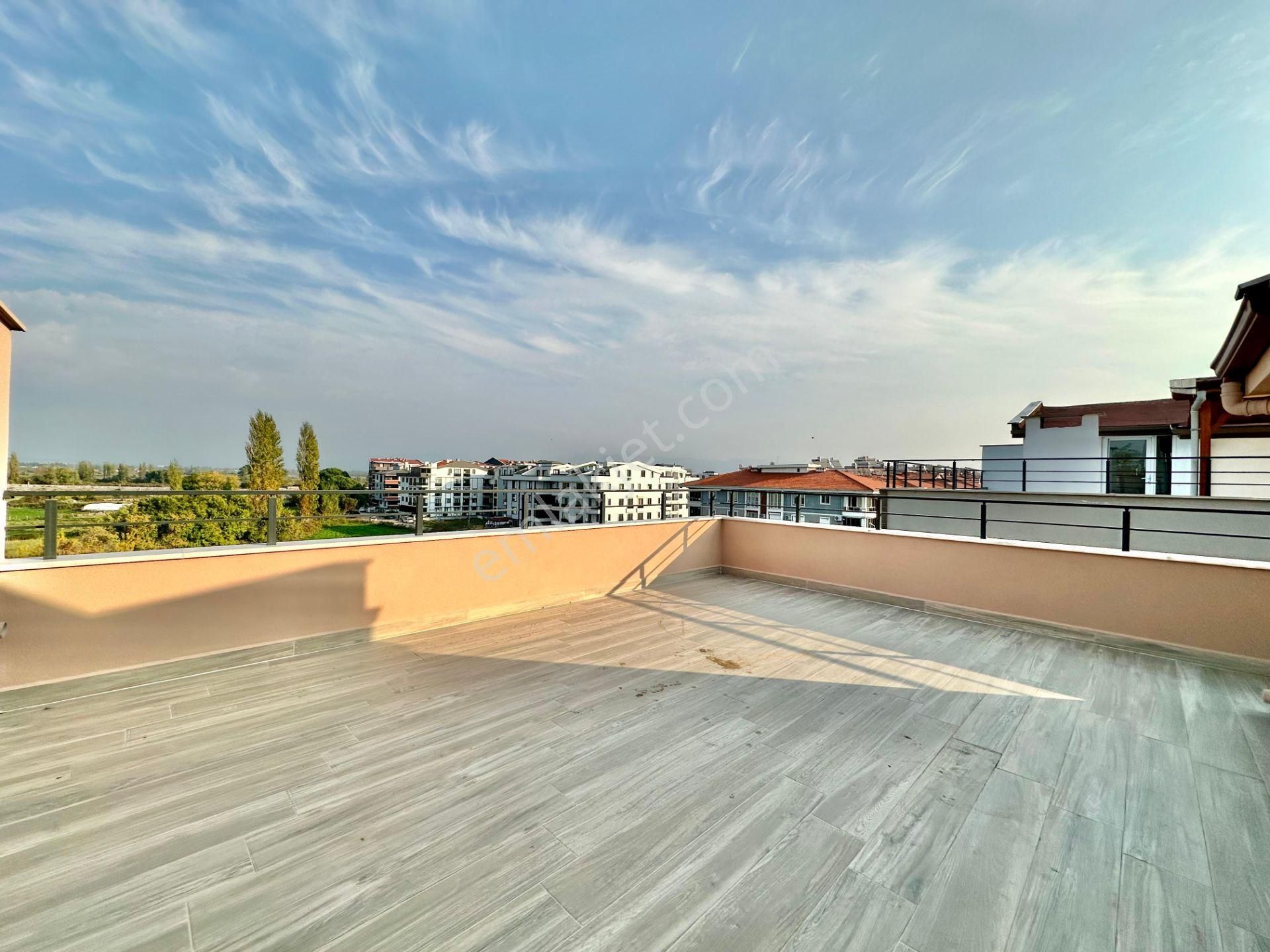 ꧁ay Emlaktan ꧂akçayda Denize Yakın Ön Cephe Kazdağı Manzaralı Çift Teraslı Satılık 3+1 Dublex Daire - Görsel 5