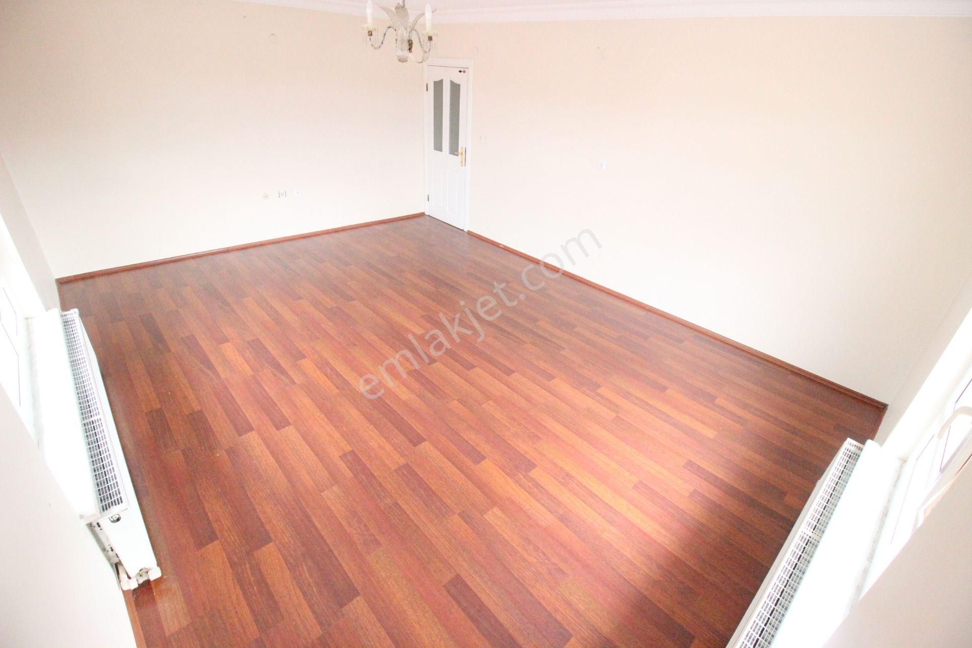 Hemdem Gayrimenkul'den Topçu'da 14.cadde Yanı Sitede 3+1 Kıralık Daire - Görsel 16