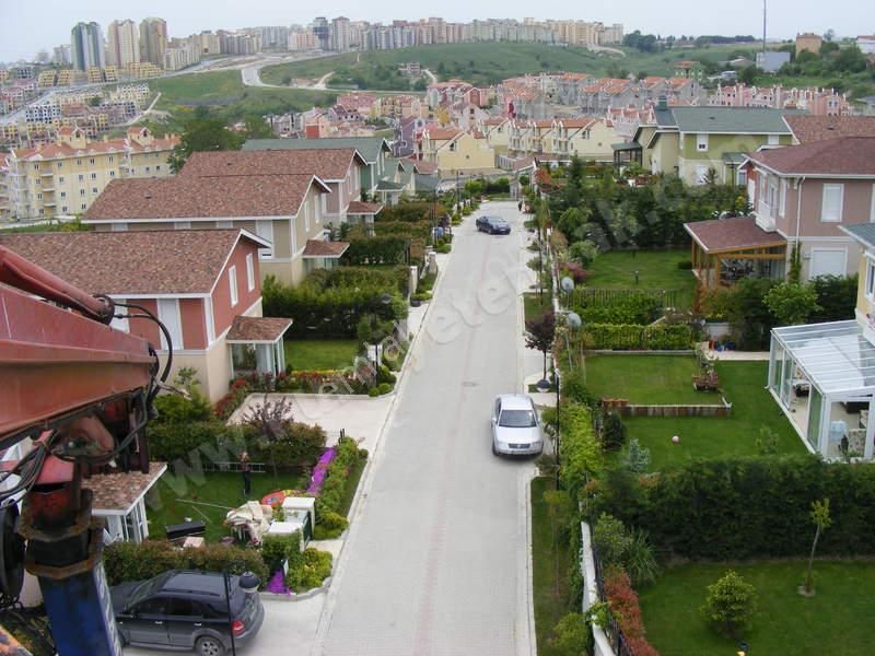 Polat Emlak...eston Tipi.. Müstakil .. Dublex .. Çelik Villa