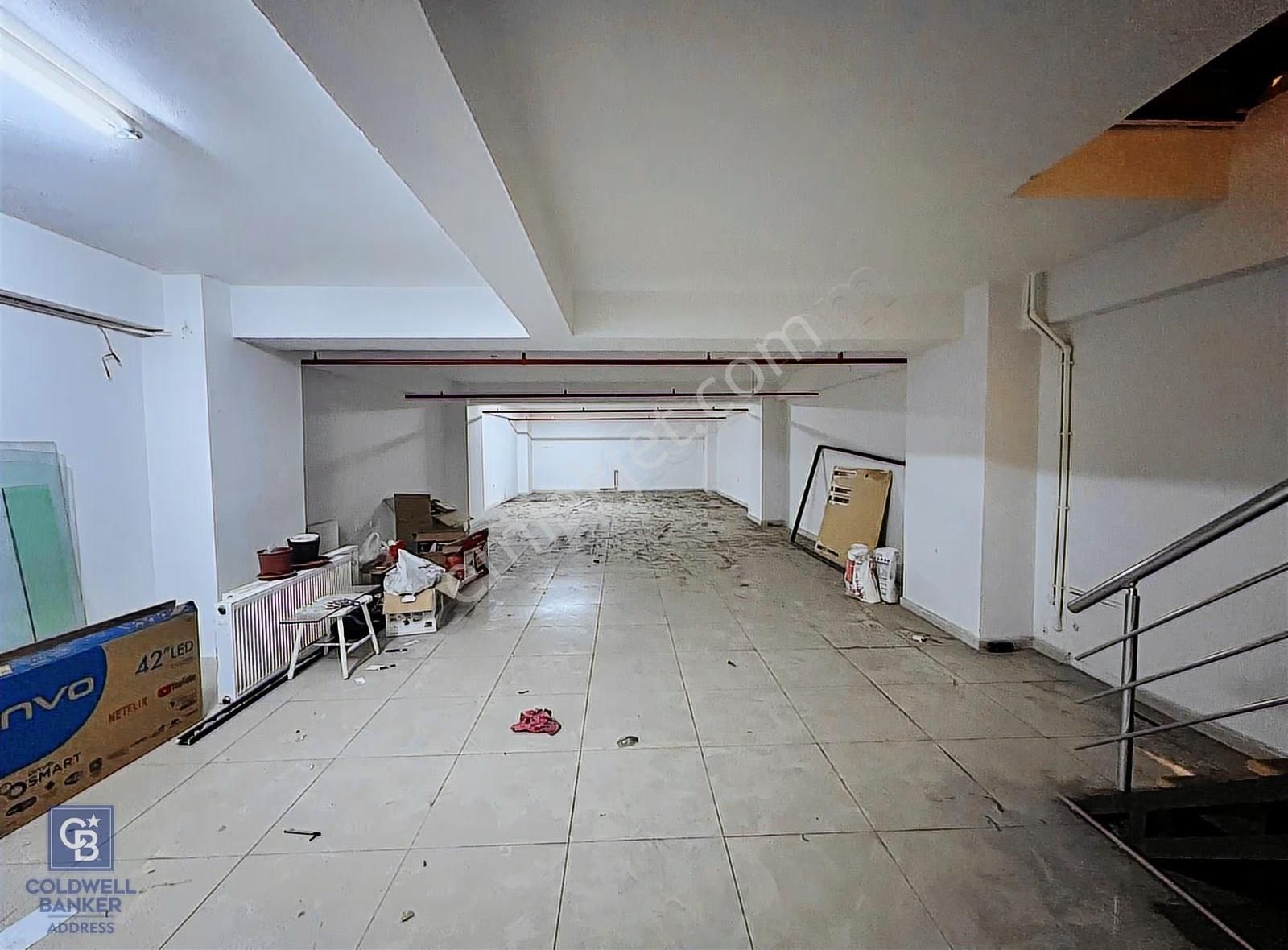 Bursa, Nilüfer Kızılay Plaza'da Kiralık Dükkan - Görsel 18