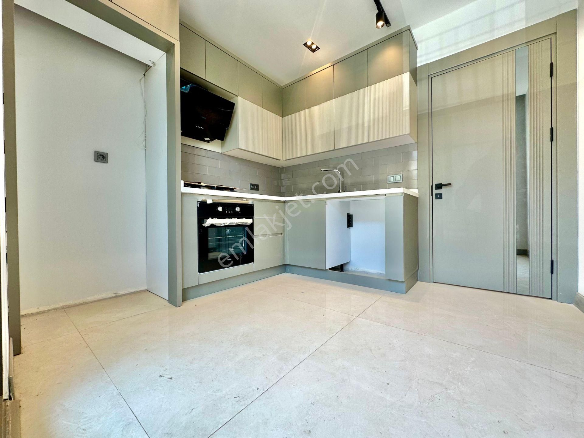 ꧁ay Emlak'tan꧂akçay'da Müstakil Tadında Ön Cephe Ebeveyn Banyolu Satılık 2+1 Ultra Lüks Daire - Görsel 7