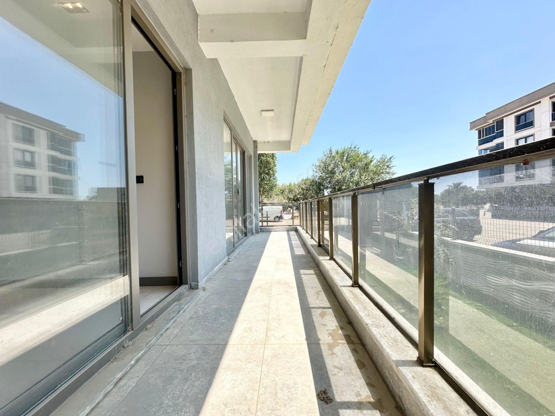 ꧁ay Emlak'tan꧂akçay'da Müstakil Tadında Ön Cephe Ebeveyn Banyolu Satılık 2+1 Ultra Lüks Daire - Görsel 8