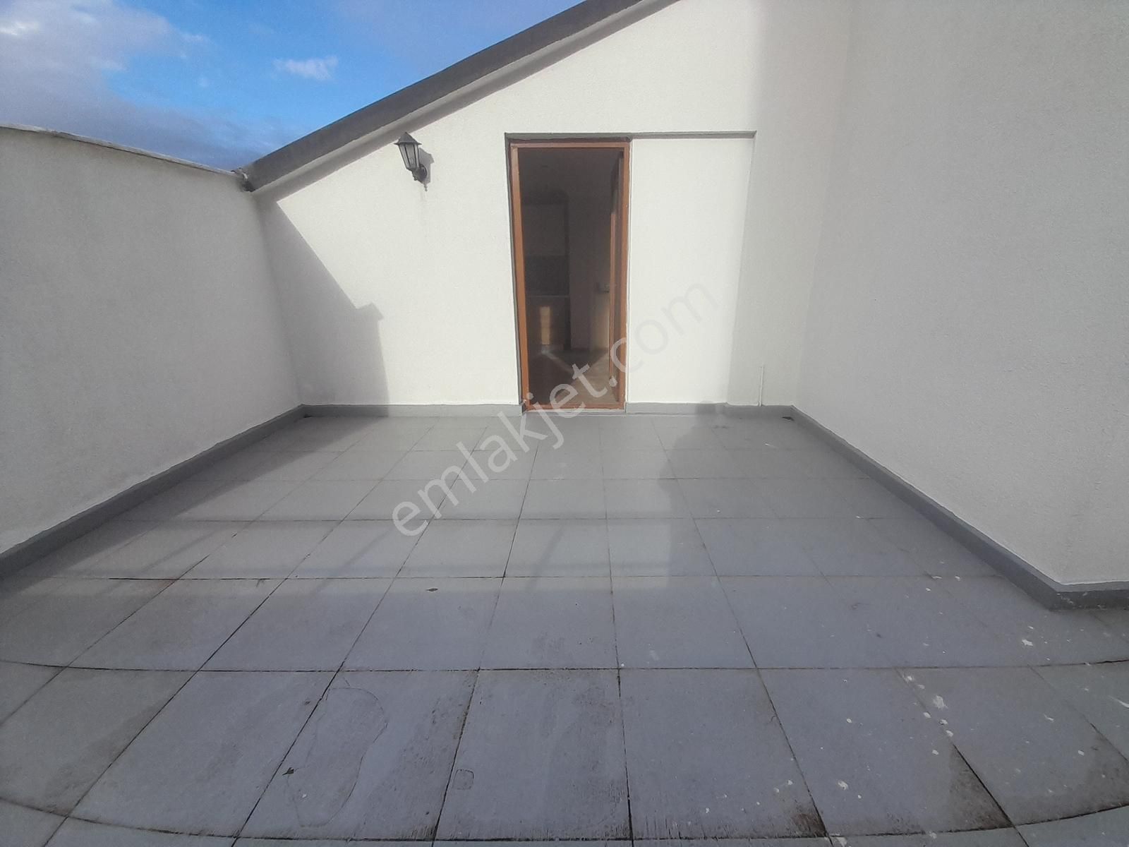 Sıfır___butik Sitede_spor Alanı _kapalı Garajlı___teraslı Dublex - Görsel 33