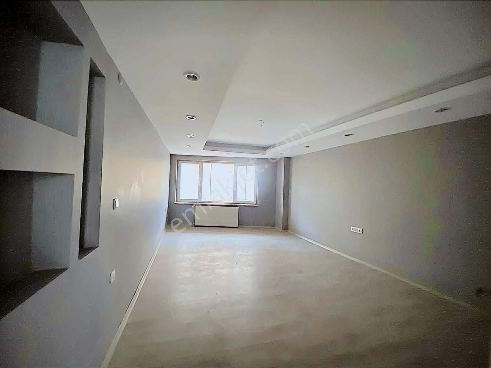 Remax Leon Bursa Fethiye ' De 2+1 Kiralık Ofis - Görsel 2