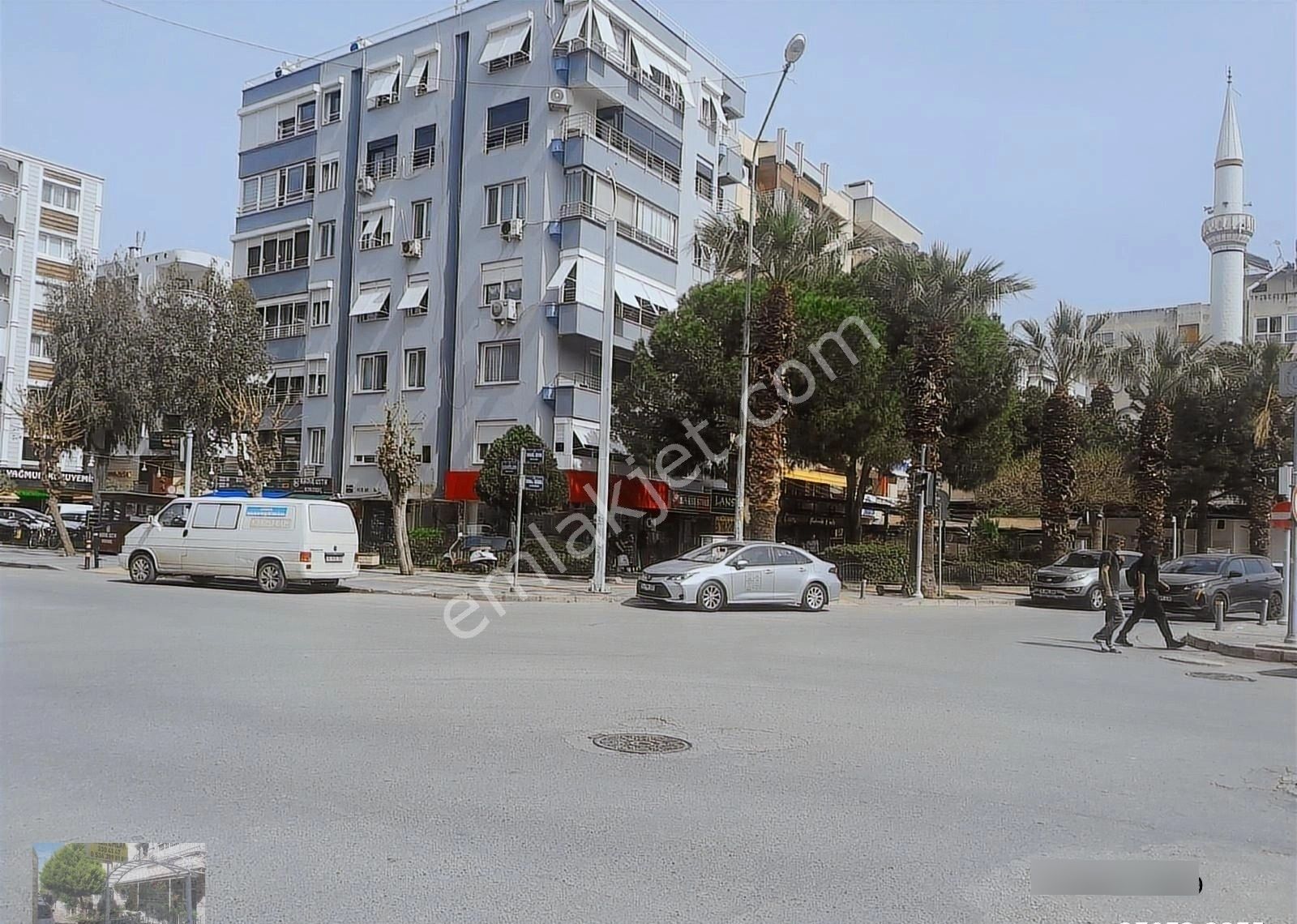 Bostanlı Merkezde İzmir,in En Değerli Yerinde Köşe Dükkan - Görsel 19