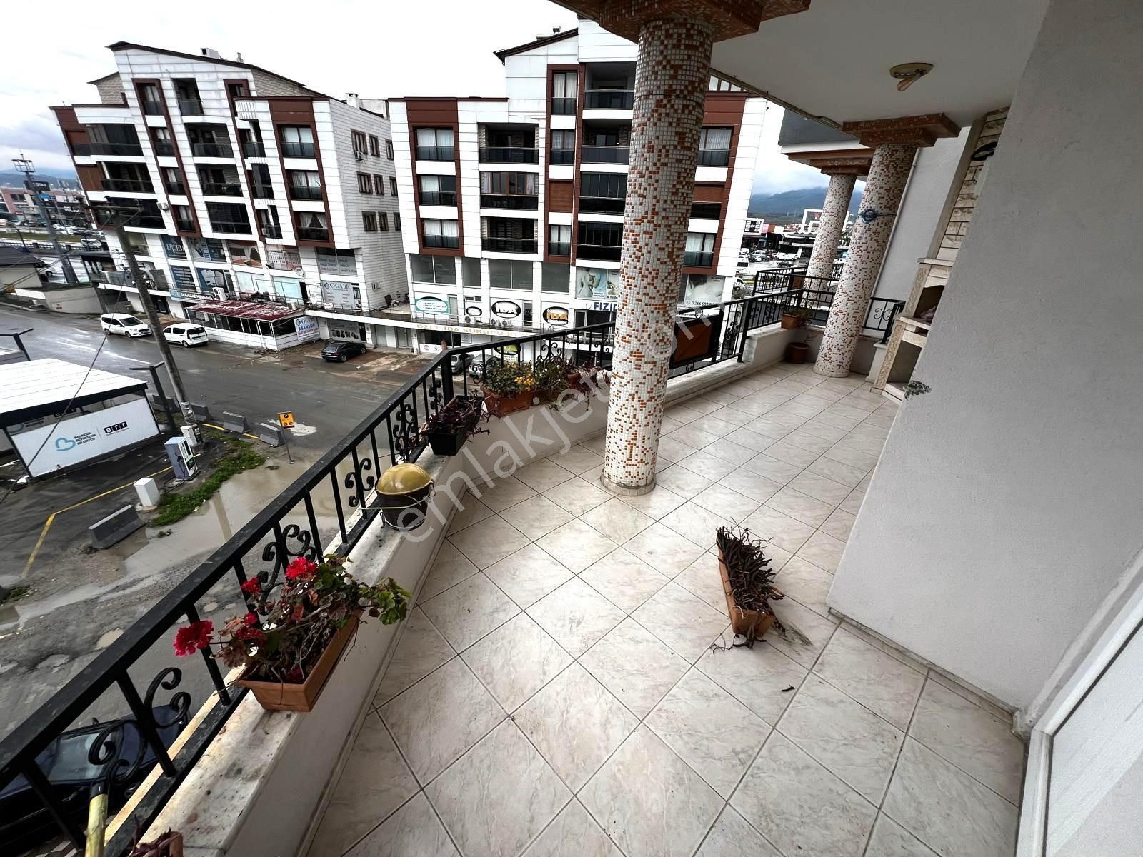 ꧁ay Emlaktan꧂akçay Merkezde Cuma Pazarında Arakat Ön Cephe Satılık 2+1masrasız Daire - Görsel 9