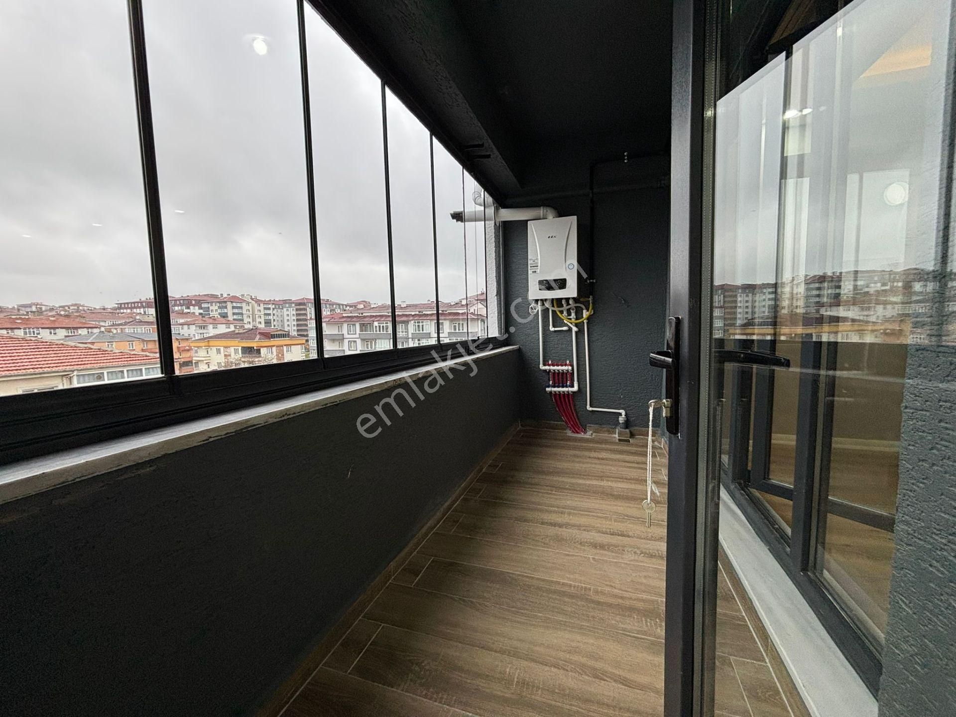 2+1 100m2 İstiklal Cad.pazar Pazarın Orda Lüks Daireler - Görsel 12