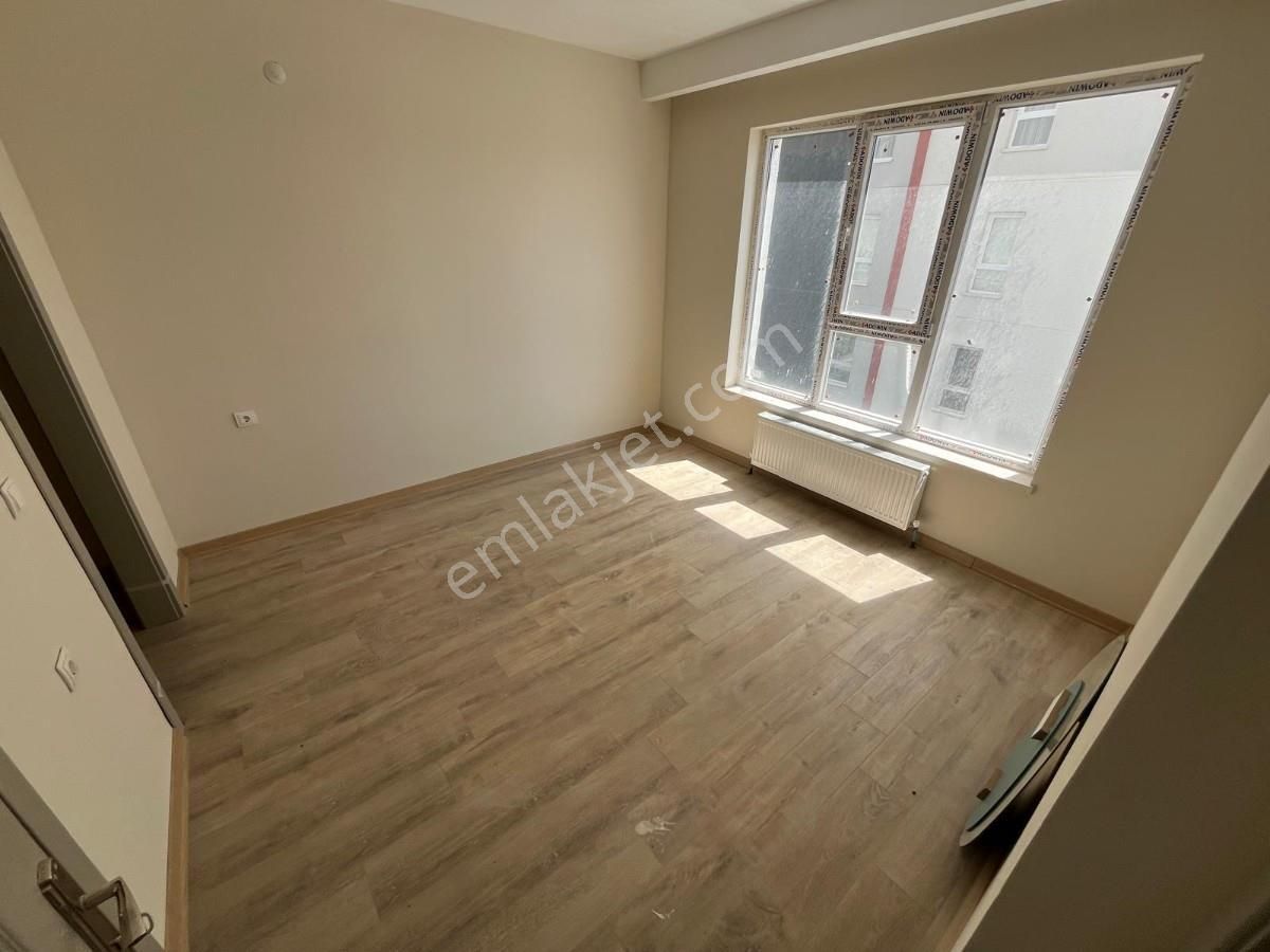 Sincan Saraycık Mh 4+1 Asansörlü E.banyolu Ara Katta Sıfır Daire - Görsel 9