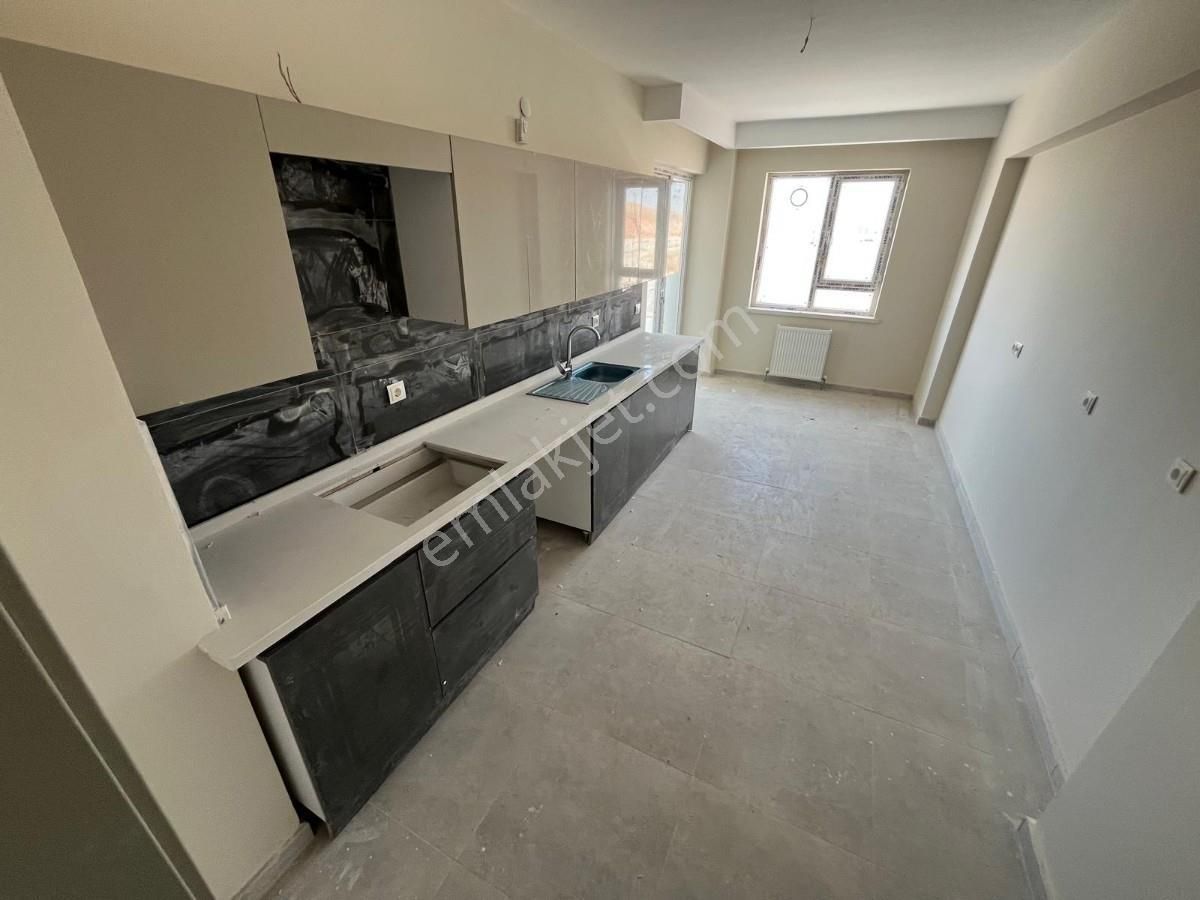 Sincan Saraycık Mh 4+1 Asansörlü E.banyolu Ara Katta Sıfır Daire - Görsel 29