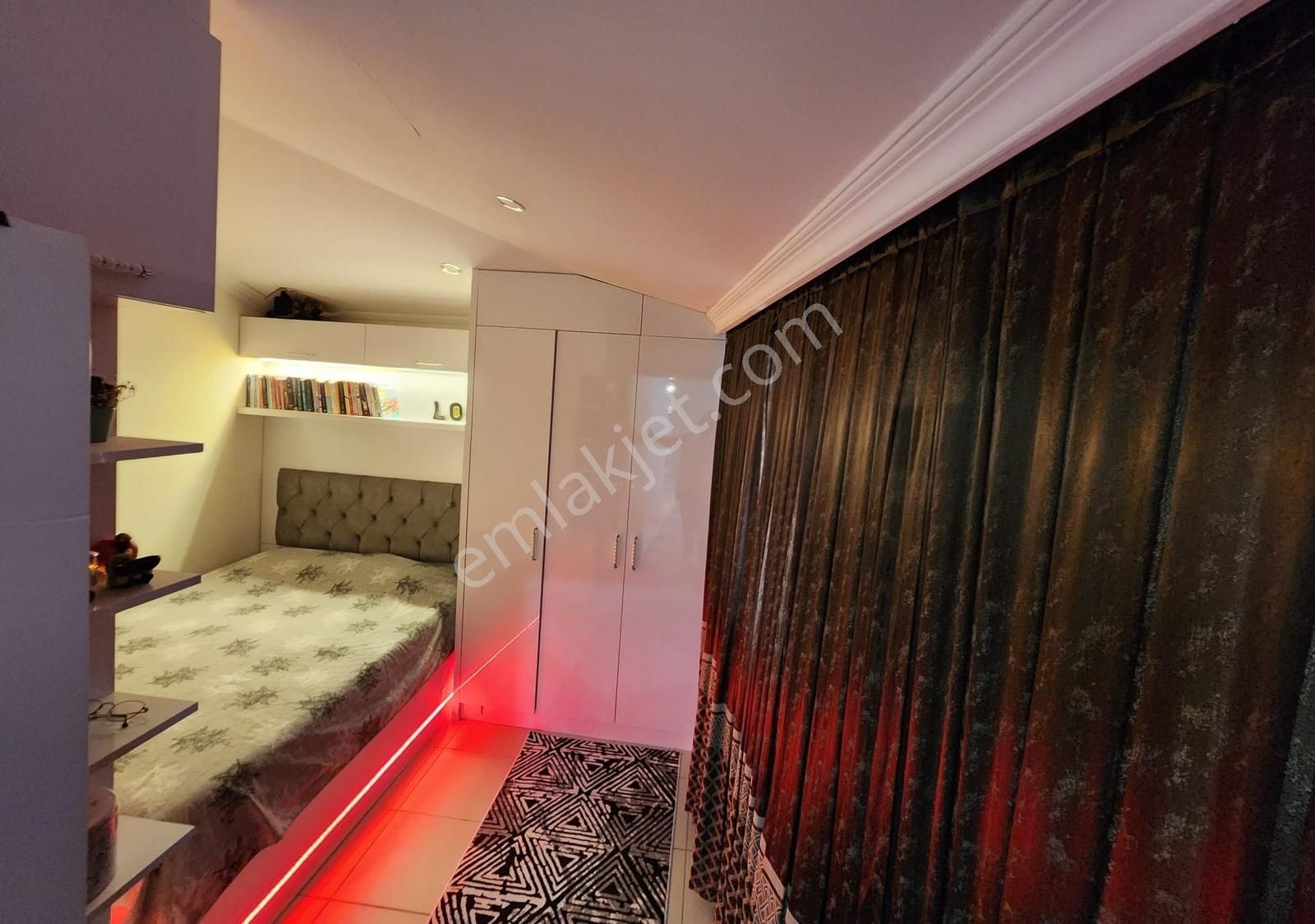 Sırakapılar Mahallesi Saltak Cad Teraslı 2+1 Dubleks Daire D100 - Görsel 2