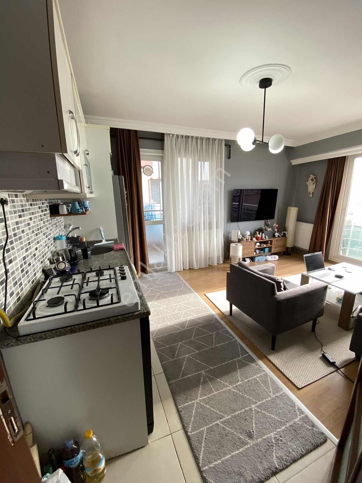 Adatepede Önü Açık Satılık 2+1 Doğalgazlı Balkonlu Ev - Görsel 8