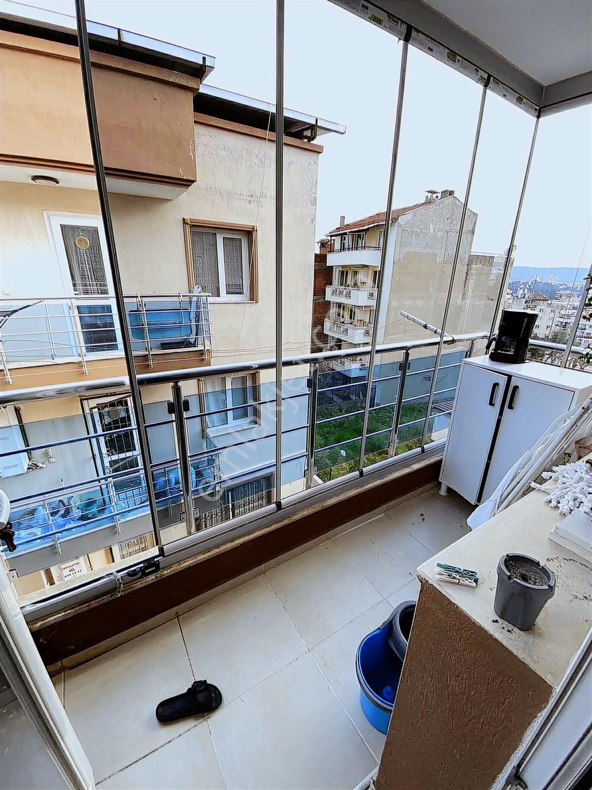 Adatepede Önü Açık Satılık 2+1 Doğalgazlı Balkonlu Ev - Görsel 16