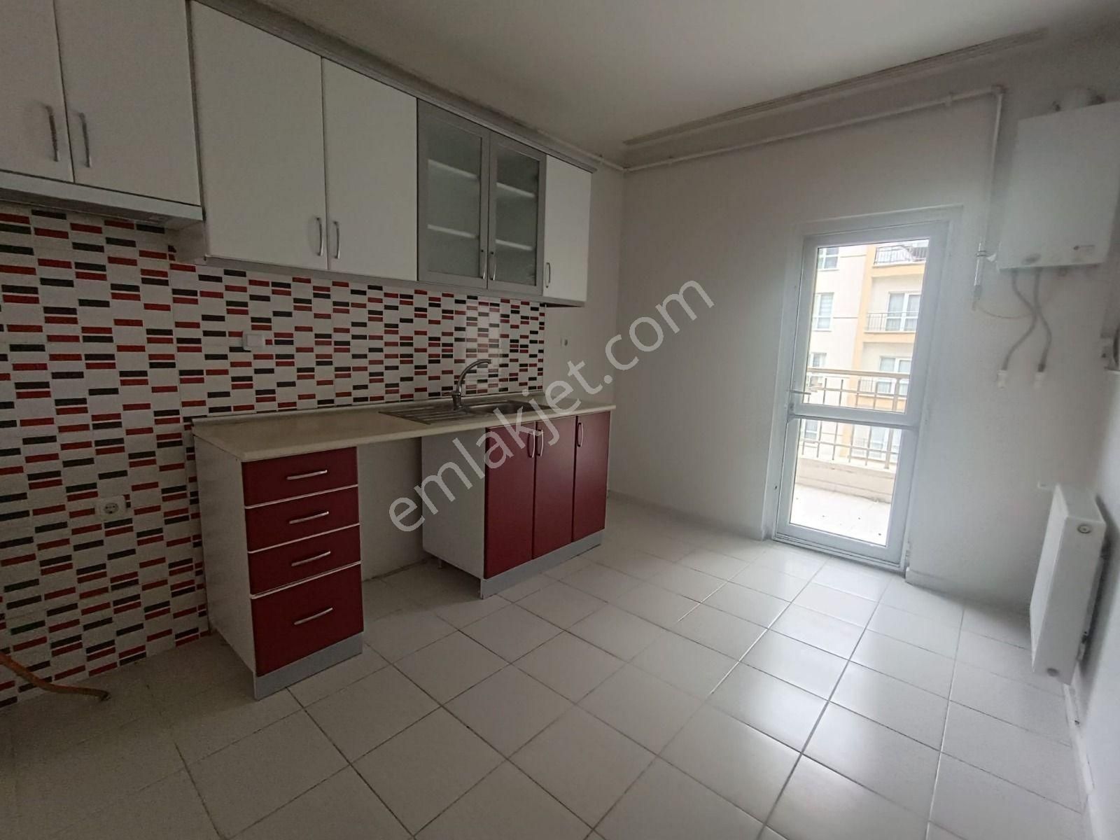 Yükseltepe Mah Satılık 2+1 Site İçinde Güvenlikli Geniş Ferah Daire 2 Kat - Görsel 9