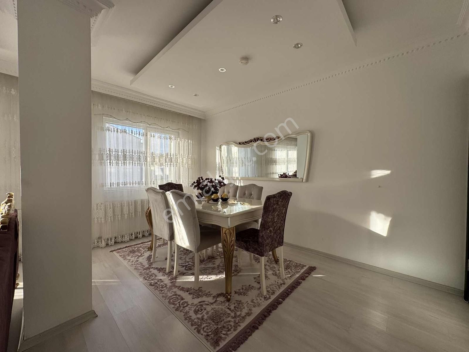 Merkezi Konum Havuzlu Site Doğalgazlı Bakımlı 3+2 Satılık Daire! - Görsel 14