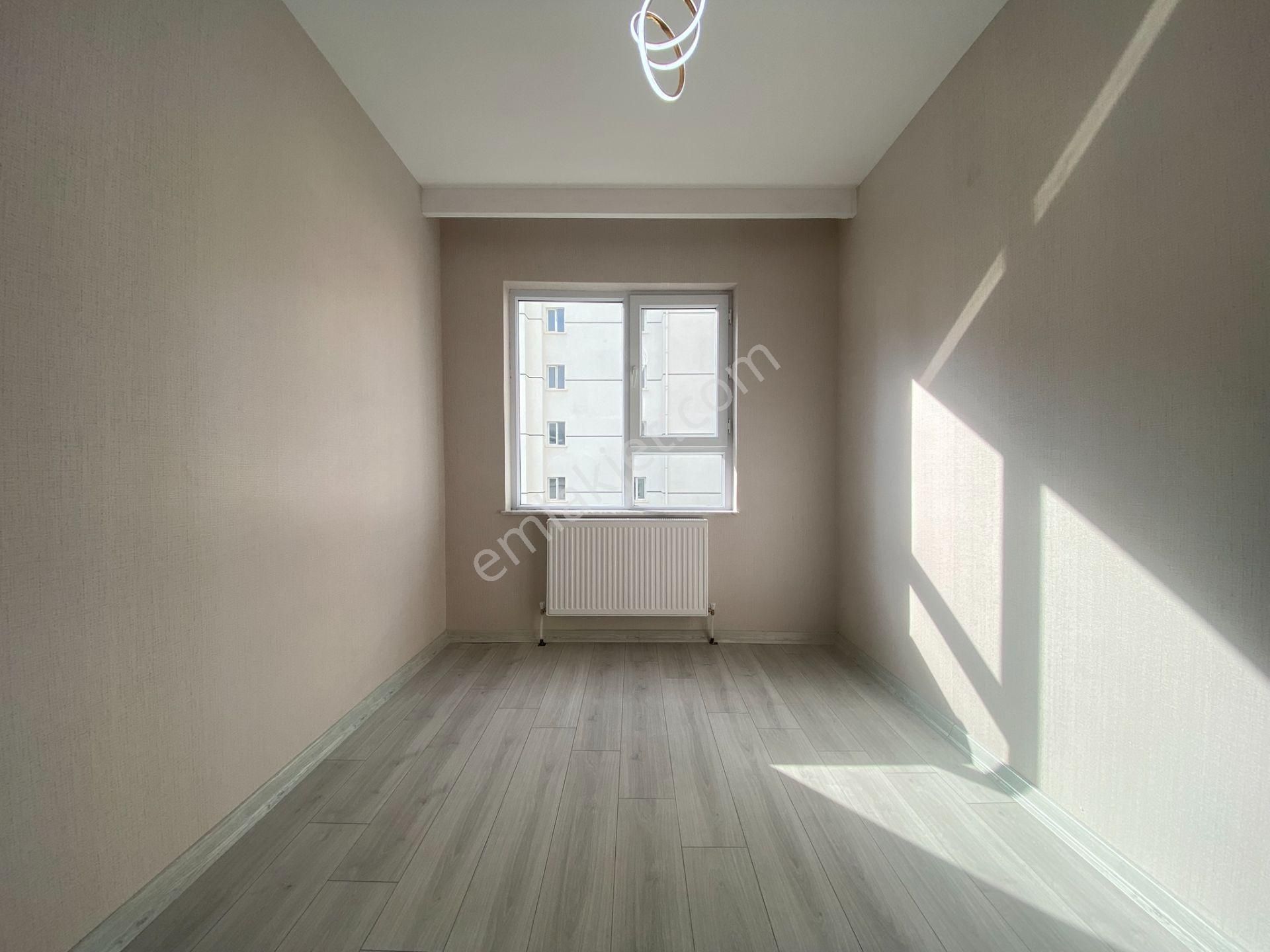 Nasip'ten Site İçersinde Teras Balkonlu Çift Banyolu 4+1 Daire - Görsel 25