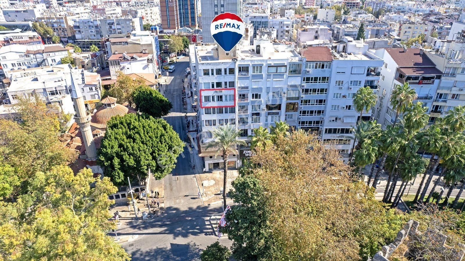 Kaleiçi Üçkapılar Karşısı Satılık Asansörlü Arakat 2+1 Daire - Görsel 4