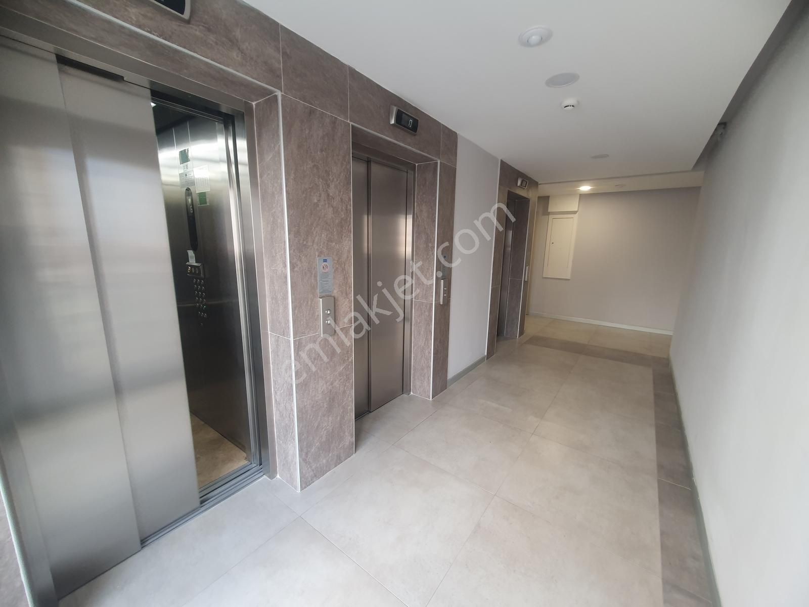 Havalimanı,otoyol Ve Avm Yakını, Yenitepe'de Önü Açık 2+1 Daire - Görsel 3