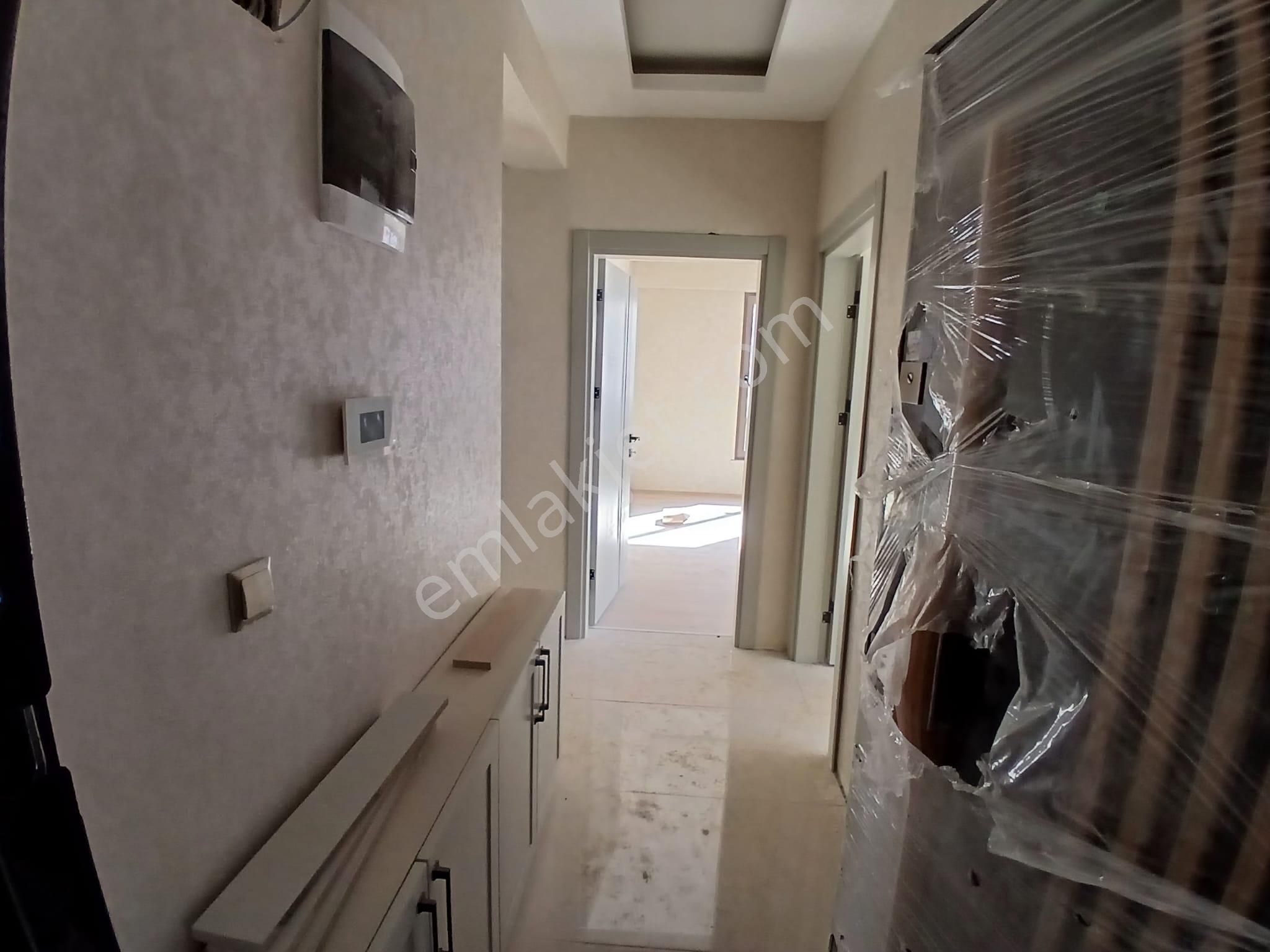 Akçay Emlak'tan Akşehir Gazi Mahallesi Sağlık Yüksekokulu Yanında Garajlı Satılık Sıfır 2+1 Daire - Görsel 25