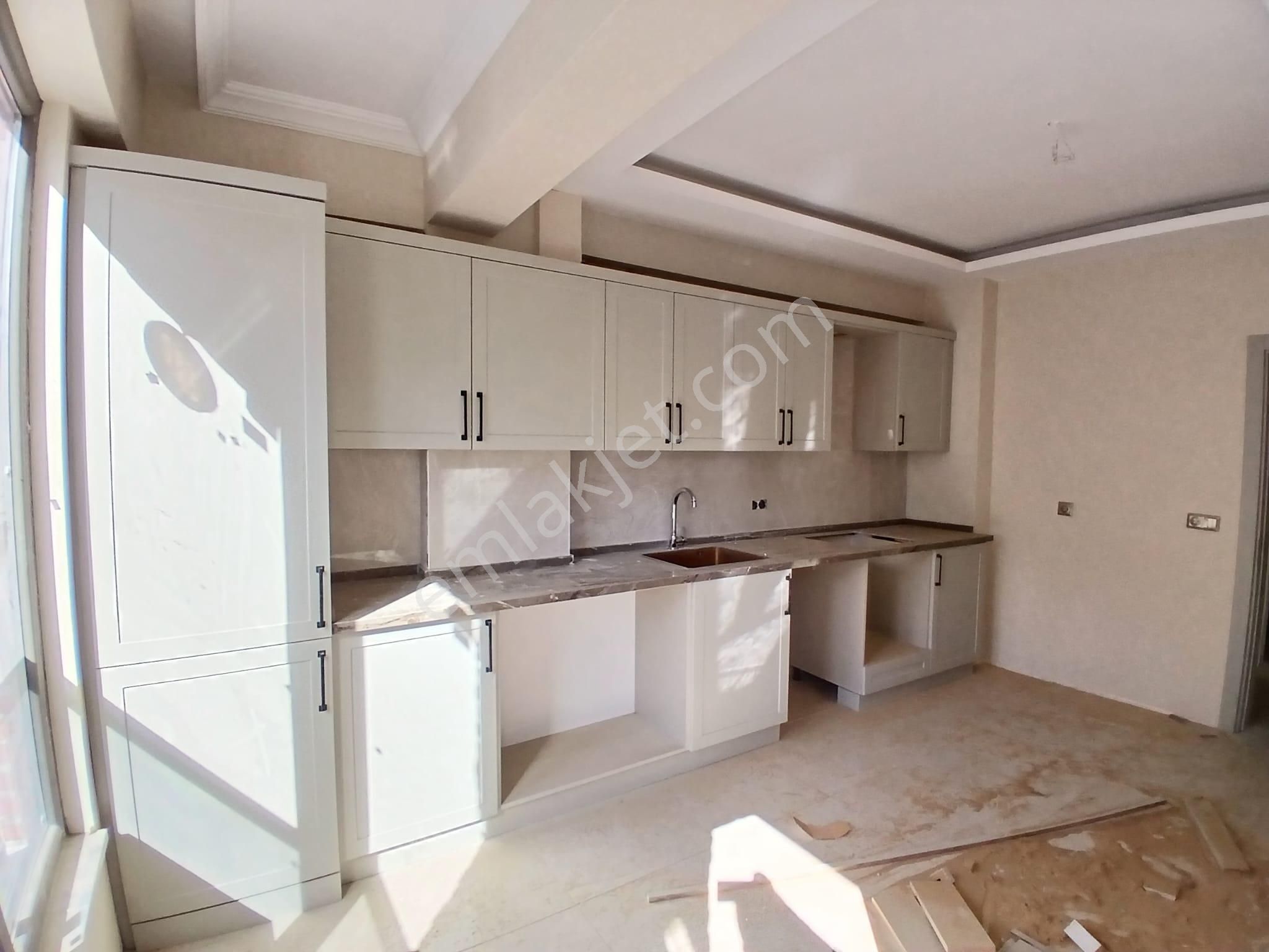 Akçay Emlak'tan Akşehir Gazi Mahallesi Sağlık Yüksekokulu Yanında Garajlı Satılık Sıfır 2+1 Daire - Görsel 33