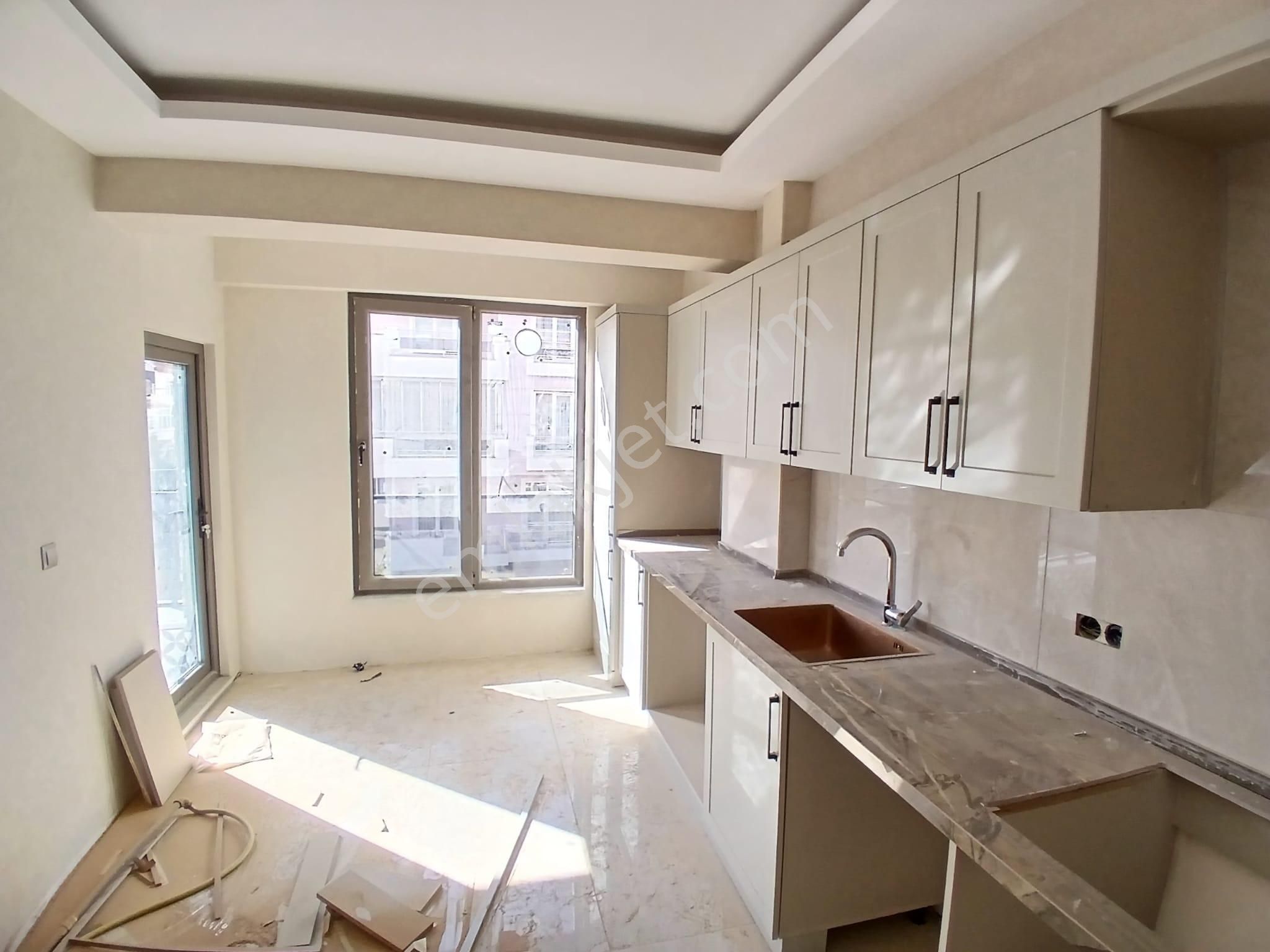 Akçay Emlak'tan Akşehir Gazi Mahallesi Sağlık Yüksekokulu Yanında Garajlı Satılık Sıfır 2+1 Daire - Görsel 7