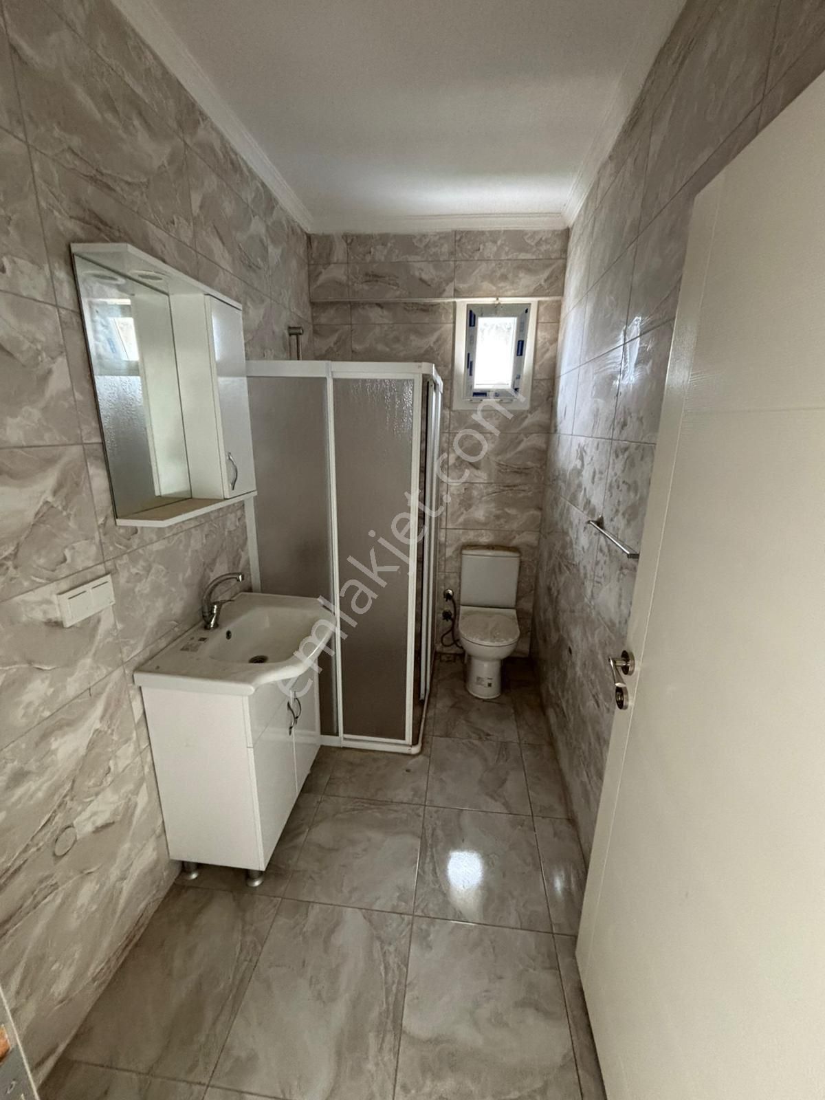 Hisar Mh De Yüksek Girş Ön Cephe Daire