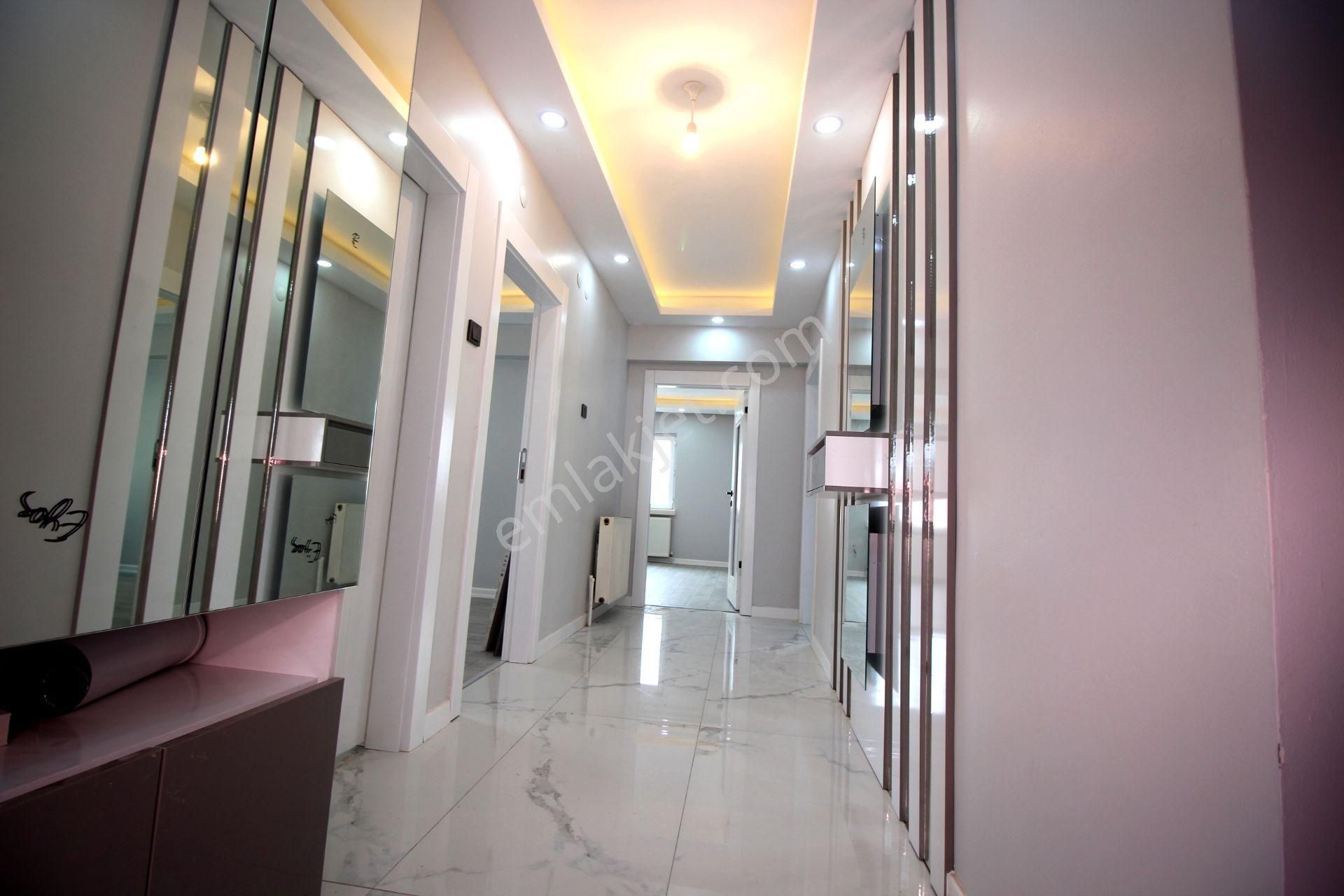 Emre Emlak'tan Elvan Da Full Lüks Yapıda Manzaralı 3+1 Satılık Daire - Görsel 26