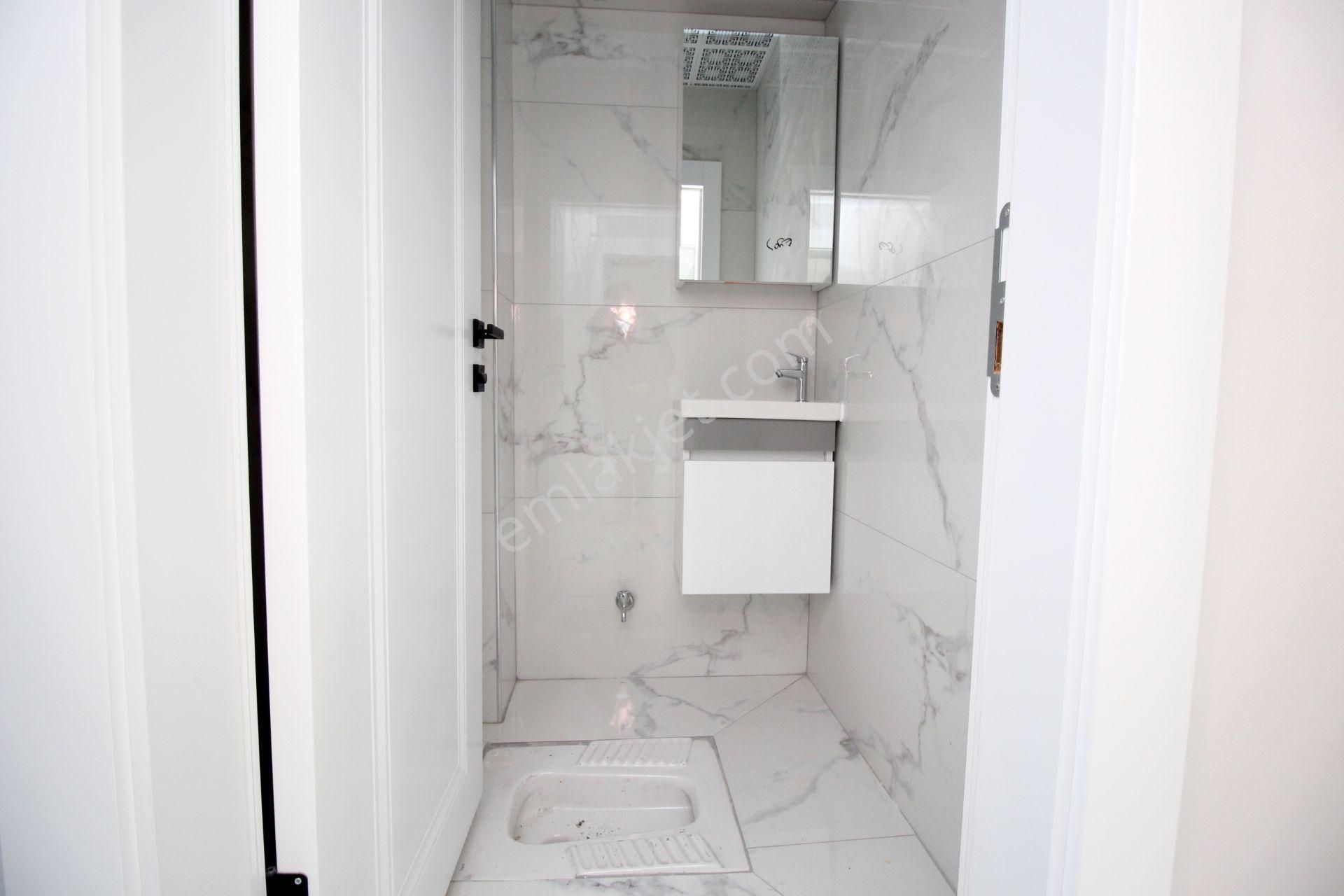 Emre Emlak'tan Elvan Da Full Lüks Yapıda Manzaralı 3+1 Satılık Daire - Görsel 24