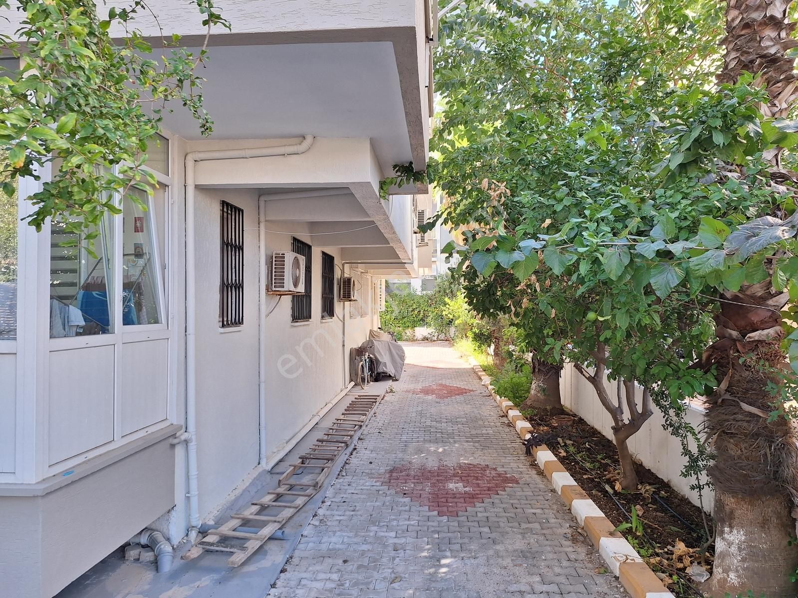 Şirinyalı Merkezi Konumda Önü Açık Kullanışlı 2+1 Daire - Görsel 3