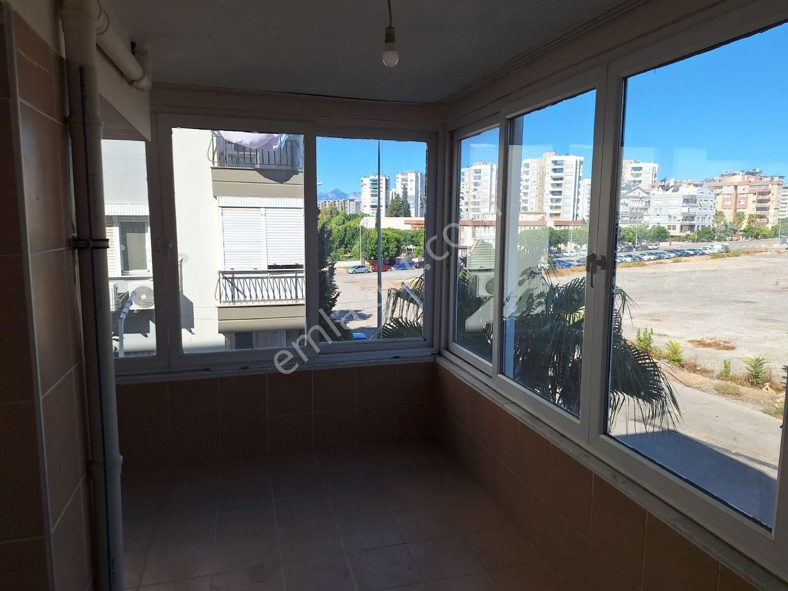 Şirinyalı Merkezi Konumda Önü Açık Kullanışlı 2+1 Daire - Görsel 4