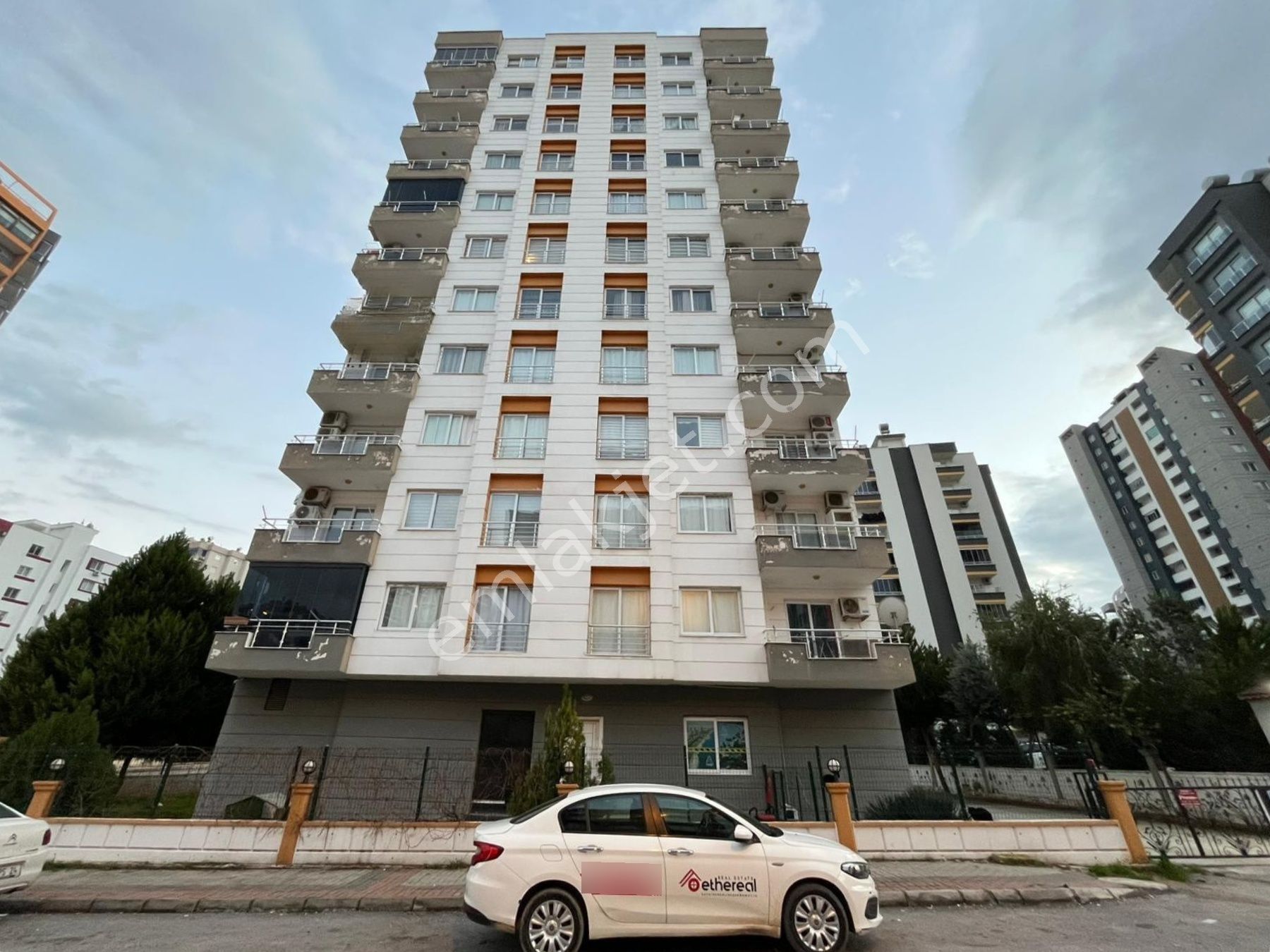 Ethereal'den Çiftlikköyde Siteiçi Tekblok Krediye Uygn Fırsat1+1