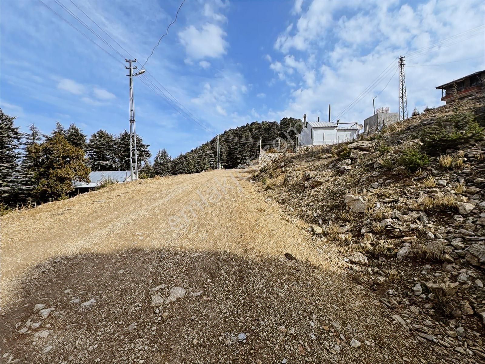 Elmayanı Yaylası/hisarçandır Da Satılık Tarla - Görsel 17