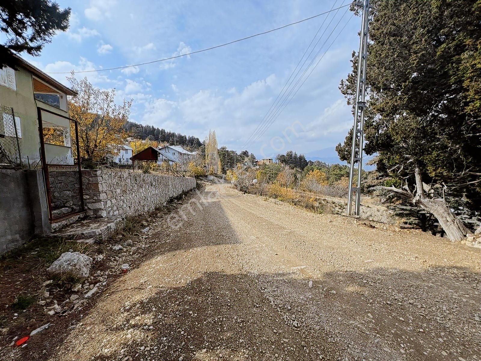 Elmayanı Yaylası/hisarçandır Da Satılık Tarla - Görsel 23