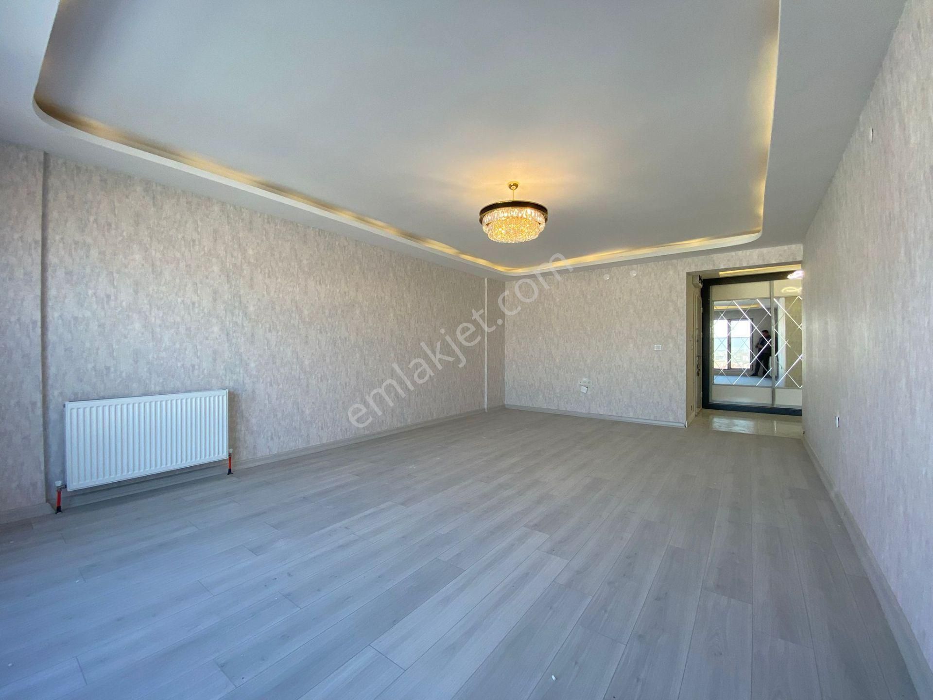 Nasip'ten Diş Hastanesi Bölgesinde Site İçersinde 4+1 Daire - Görsel 8