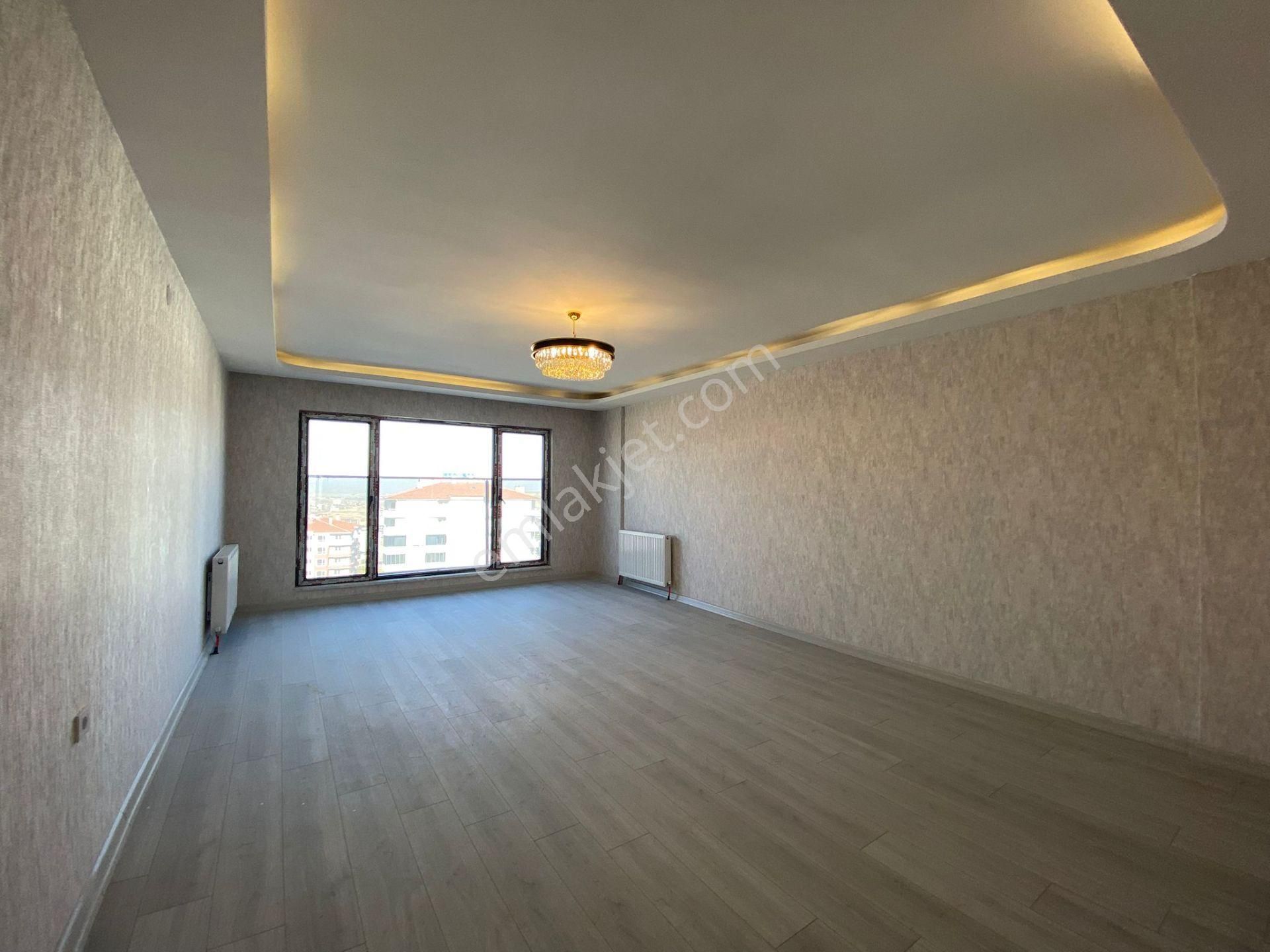 Nasip'ten Diş Hastanesi Bölgesinde Site İçersinde 4+1 Daire - Görsel 13