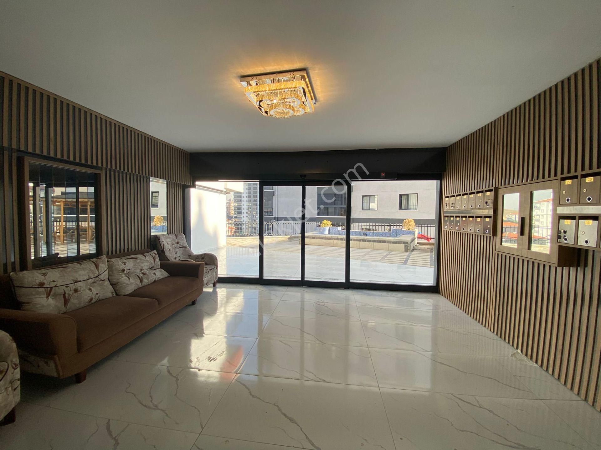 Nasip'ten Diş Hastanesi Bölgesinde Site İçersinde 4+1 Daire - Görsel 4