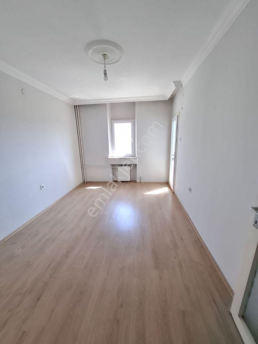 Oyak Sitesi'nde Kiralık Daire - Görsel 12