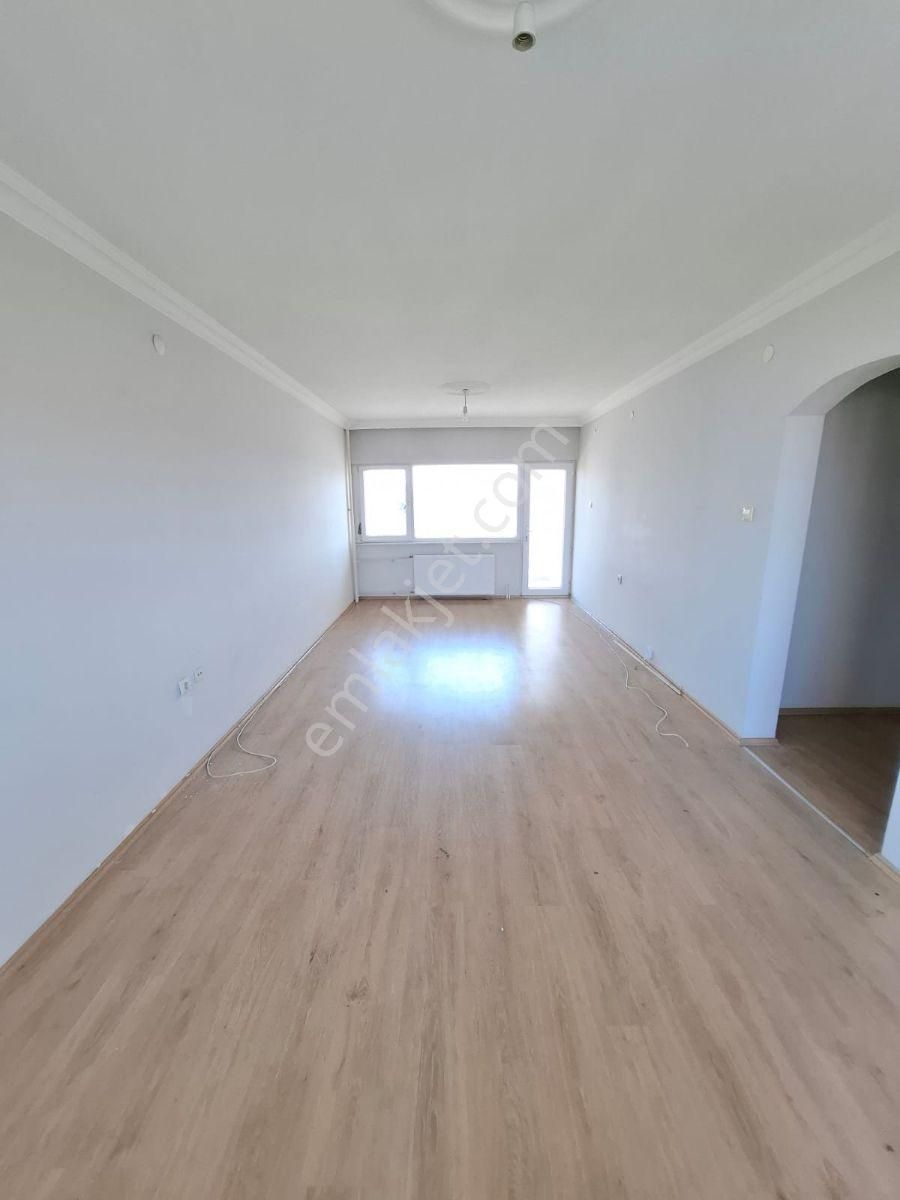 Oyak Sitesi'nde Kiralık Daire - Görsel 11