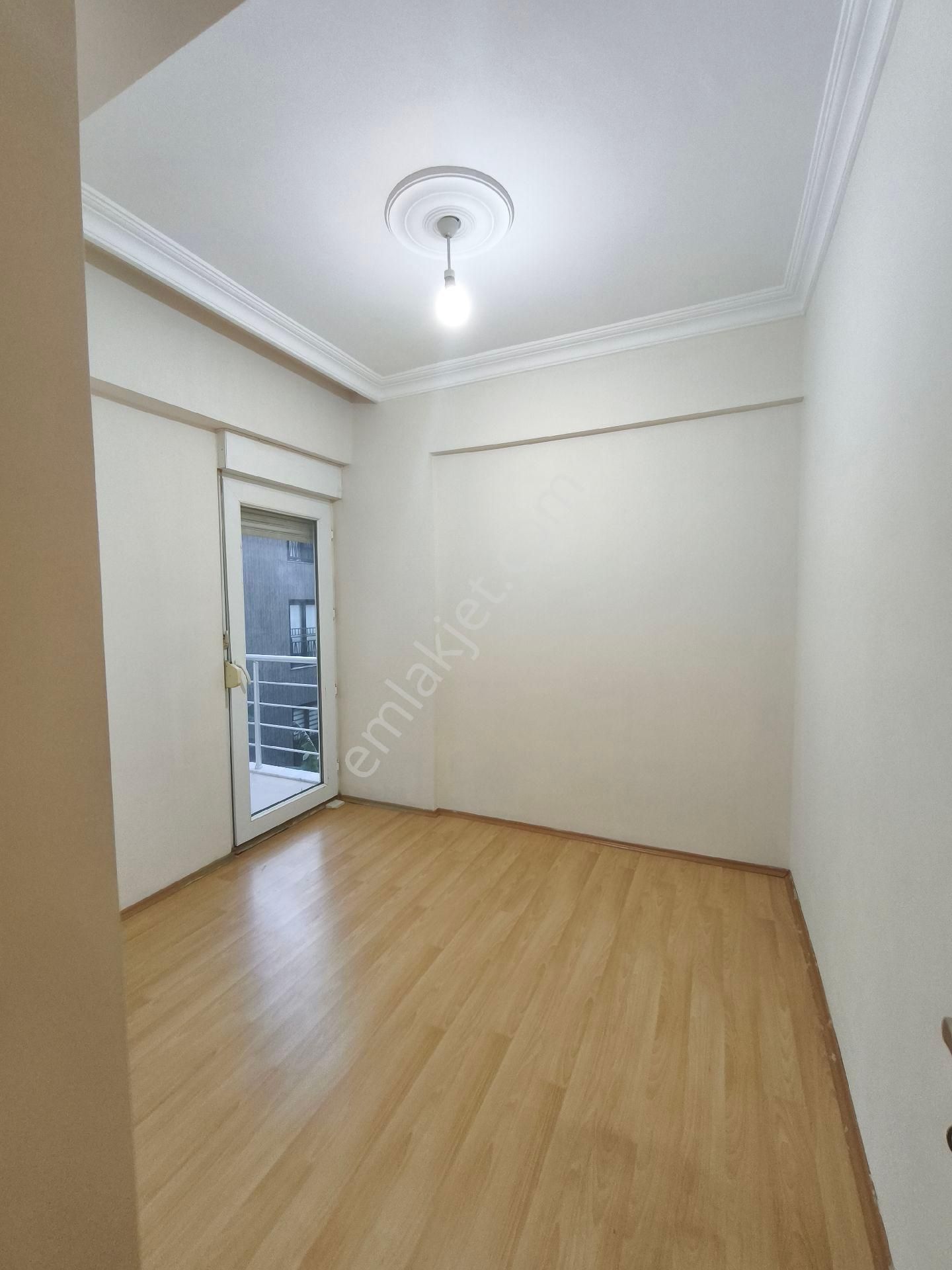 Kuşadası Ege Mahallesi’nde Merkezi Konumda Satılık 2+1 Daire - Görsel 4