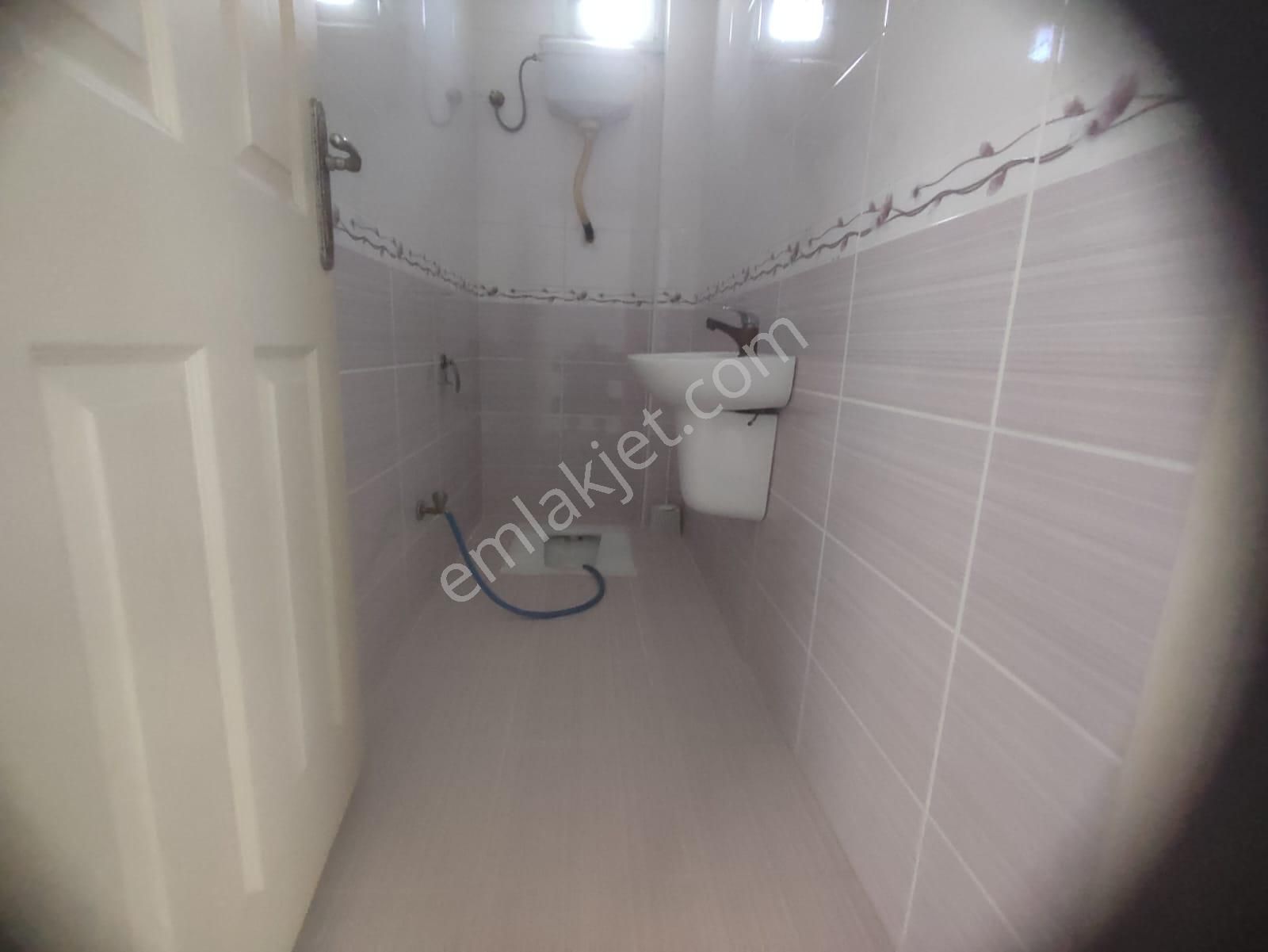 Pendik Esenyalı Ahmetyesevide Ana Cadde Üstü Büyük Kiralık 3+1 125m2 Daire - Görsel 30