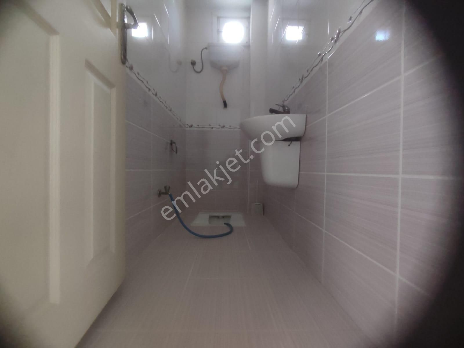 Pendik Esenyalı Ahmetyesevide Ana Cadde Üstü Büyük Kiralık 3+1 125m2 Daire - Görsel 31