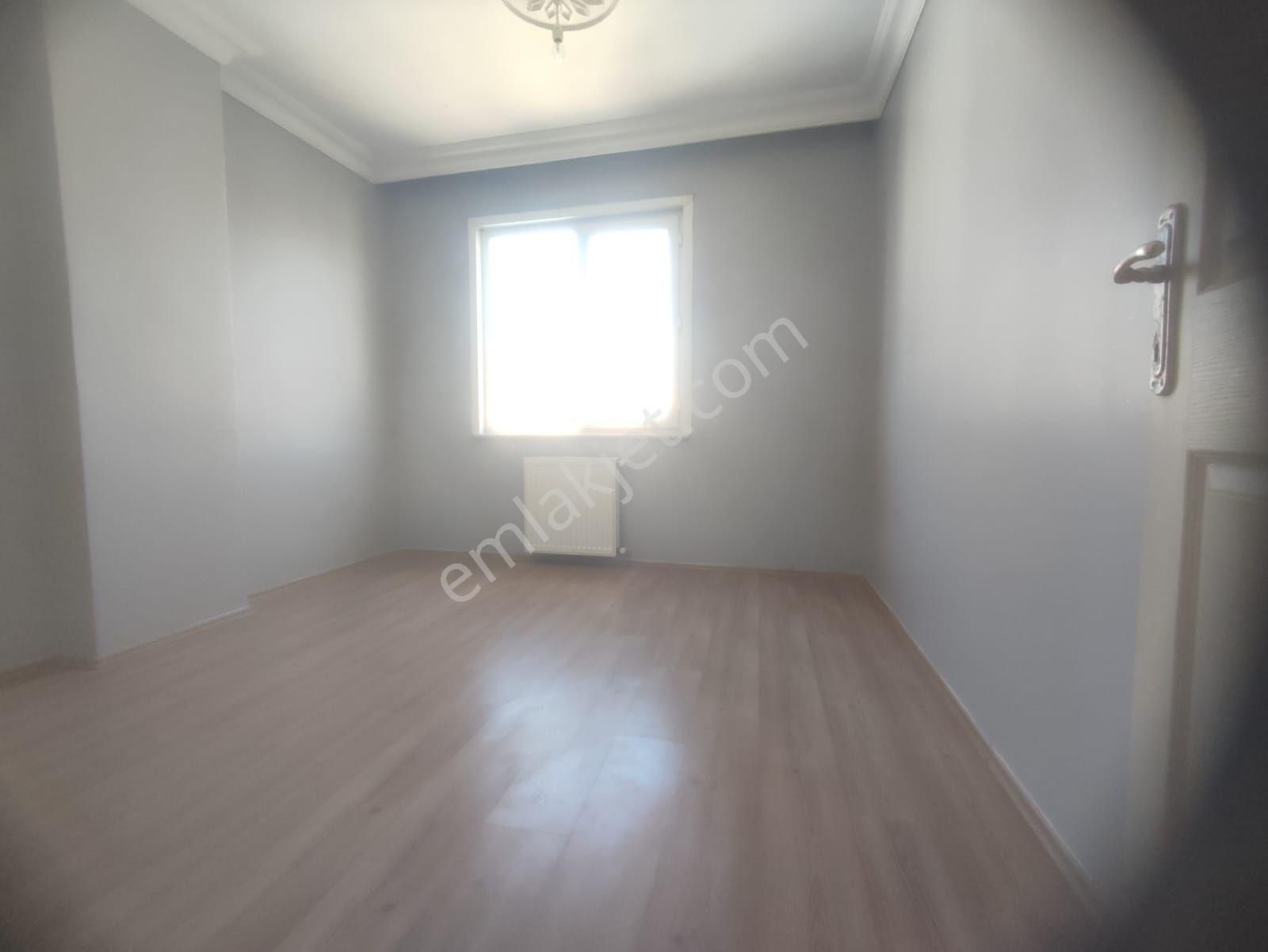 Pendik Esenyalı Ahmetyesevide Ana Cadde Üstü Büyük Kiralık 3+1 125m2 Daire - Görsel 19