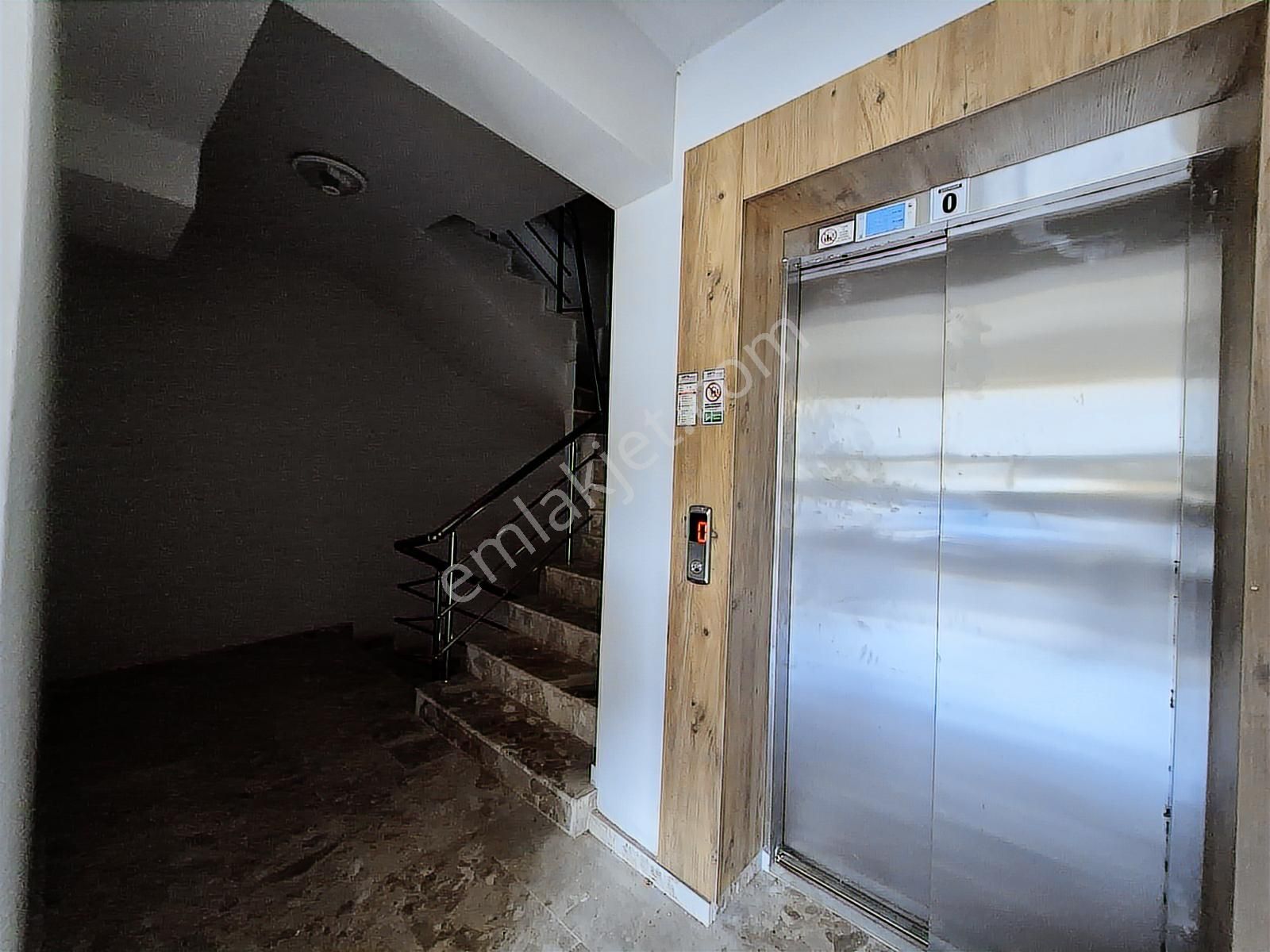 Stoptan Atakentte *yeni Yapı* 1+1 Satılık Daire - Görsel 17