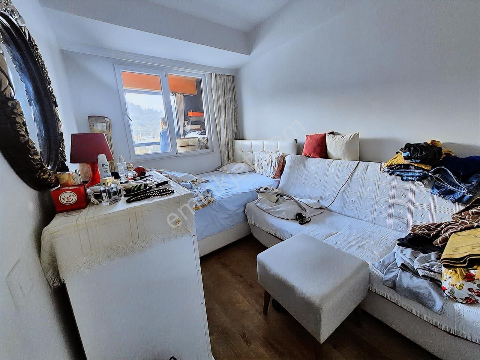 Stoptan Atakentte *yeni Yapı* 1+1 Satılık Daire - Görsel 9