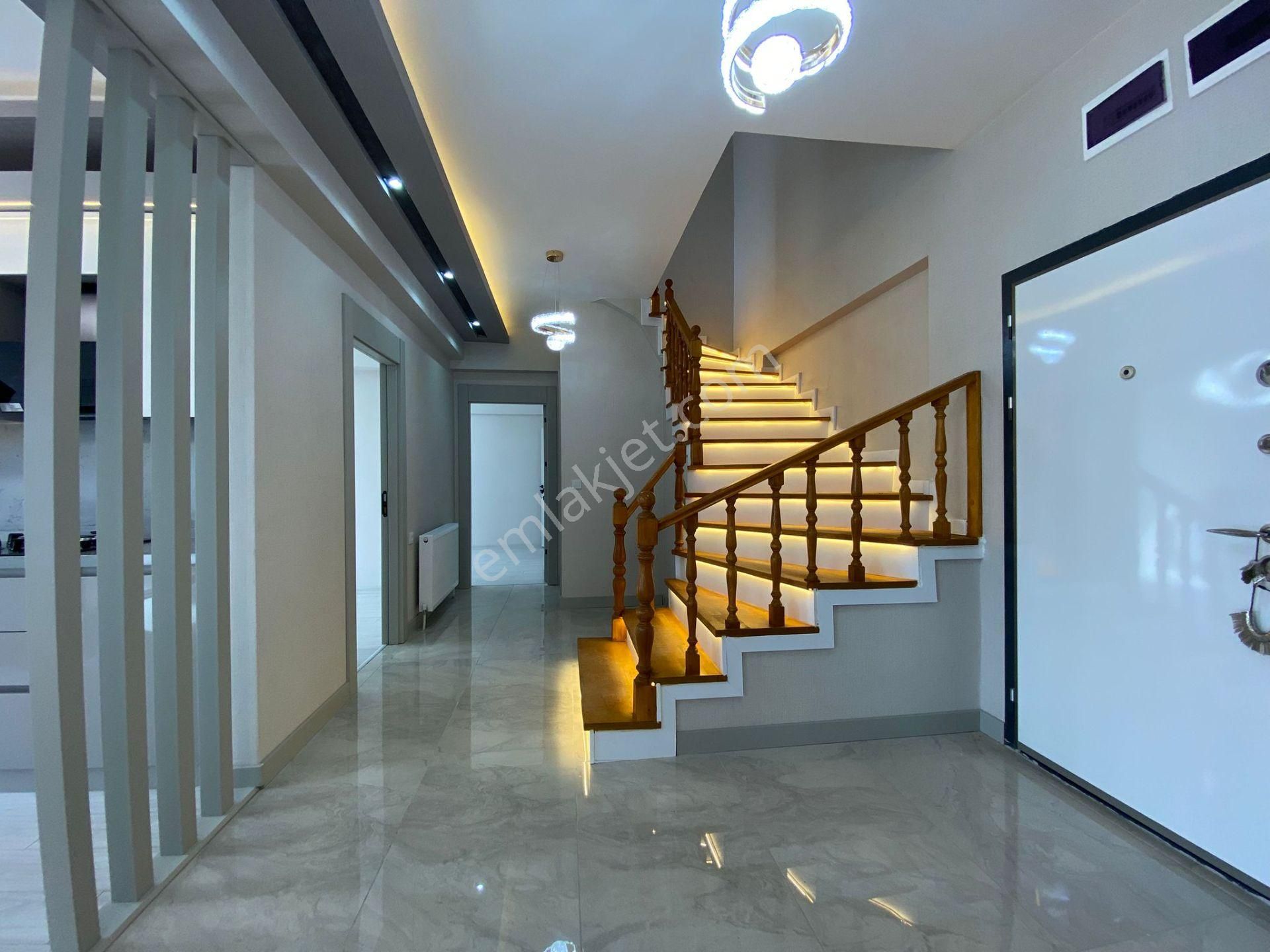 Nasip'ten Satılık Yeni Binada 5+2 Dubleks Sıfır Daire - Görsel 11