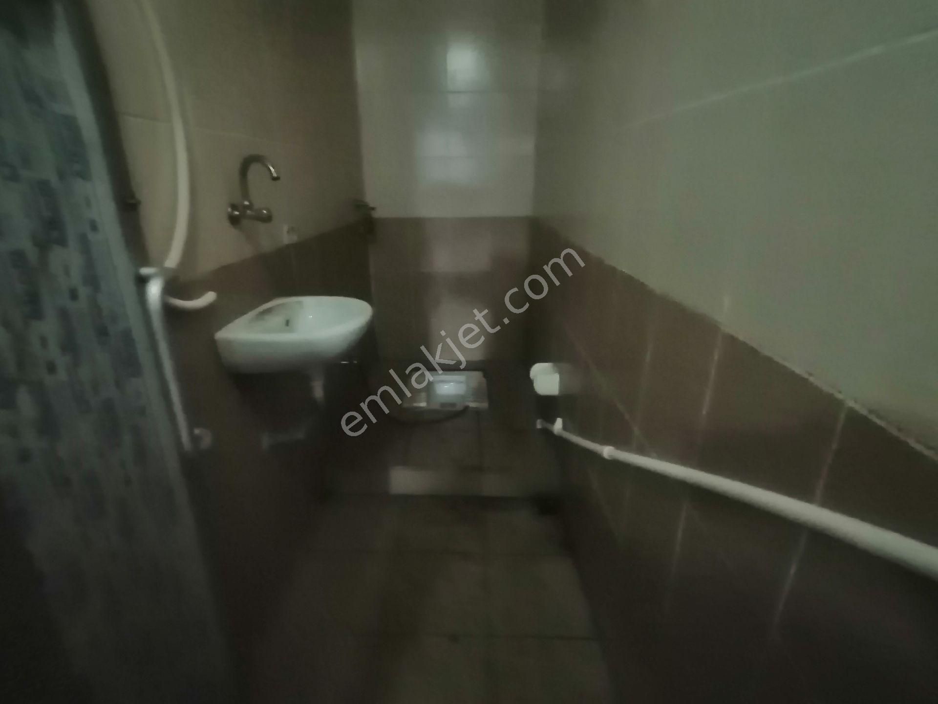Pendik Esenyalıda Acil Satılık Krediye Uygun 300m2 Kurumsal Kiracılı Dükkan - Görsel 24