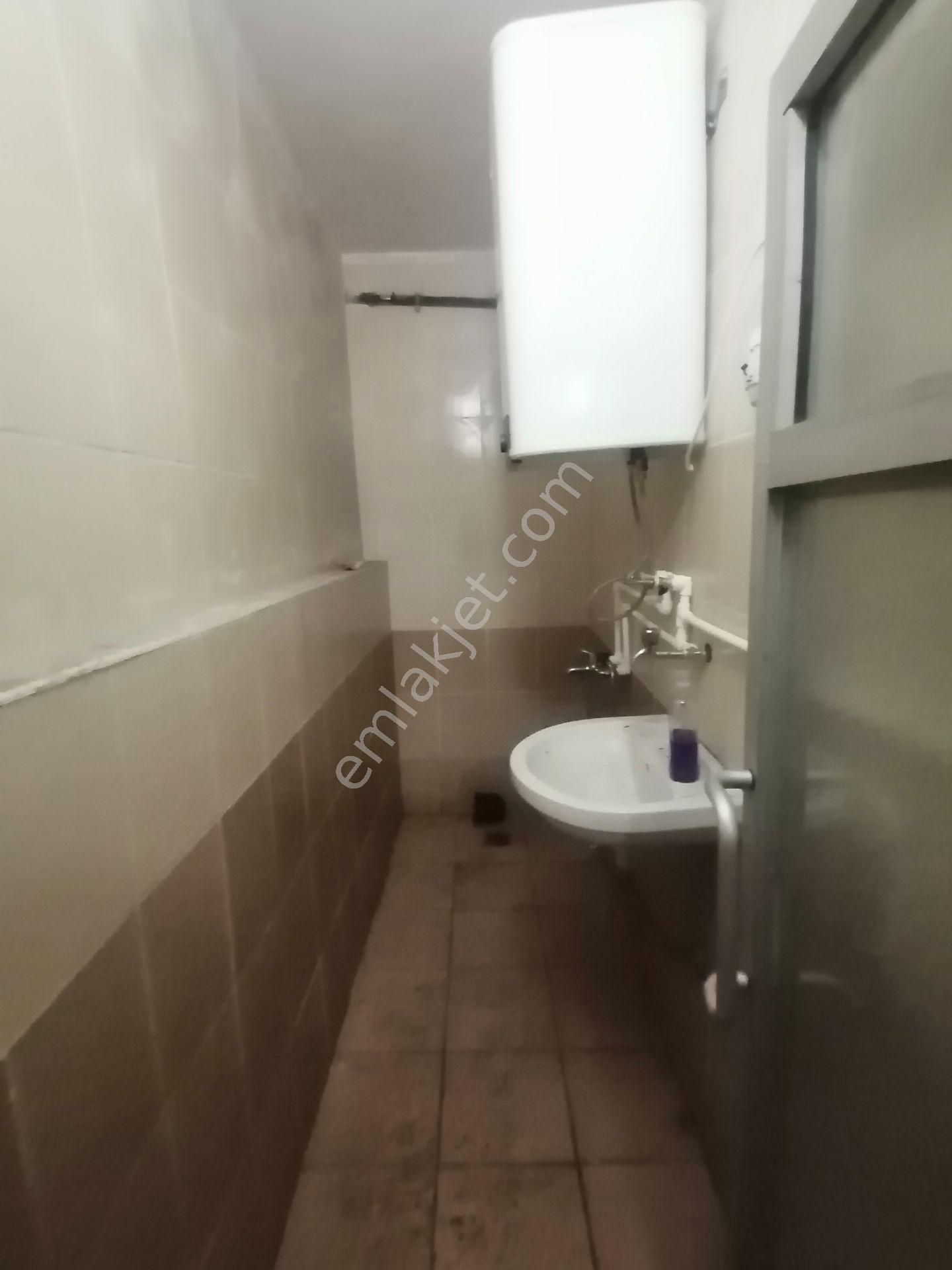 Pendik Esenyalıda Acil Satılık Krediye Uygun 300m2 Kurumsal Kiracılı Dükkan - Görsel 25