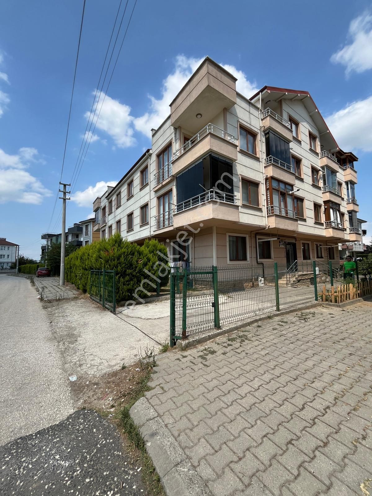 ***fiyat Düştü*** Düzce Hamidiye Mah. Satılık 3+1 Daire - Görsel 32