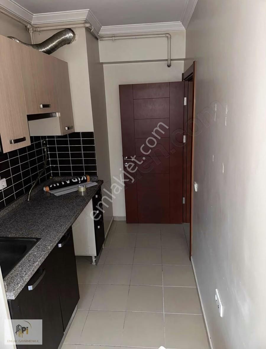 Pi Gayrimenkul'den Çarşı Merkez'de Kiralık 2+0 Daire - Görsel 11